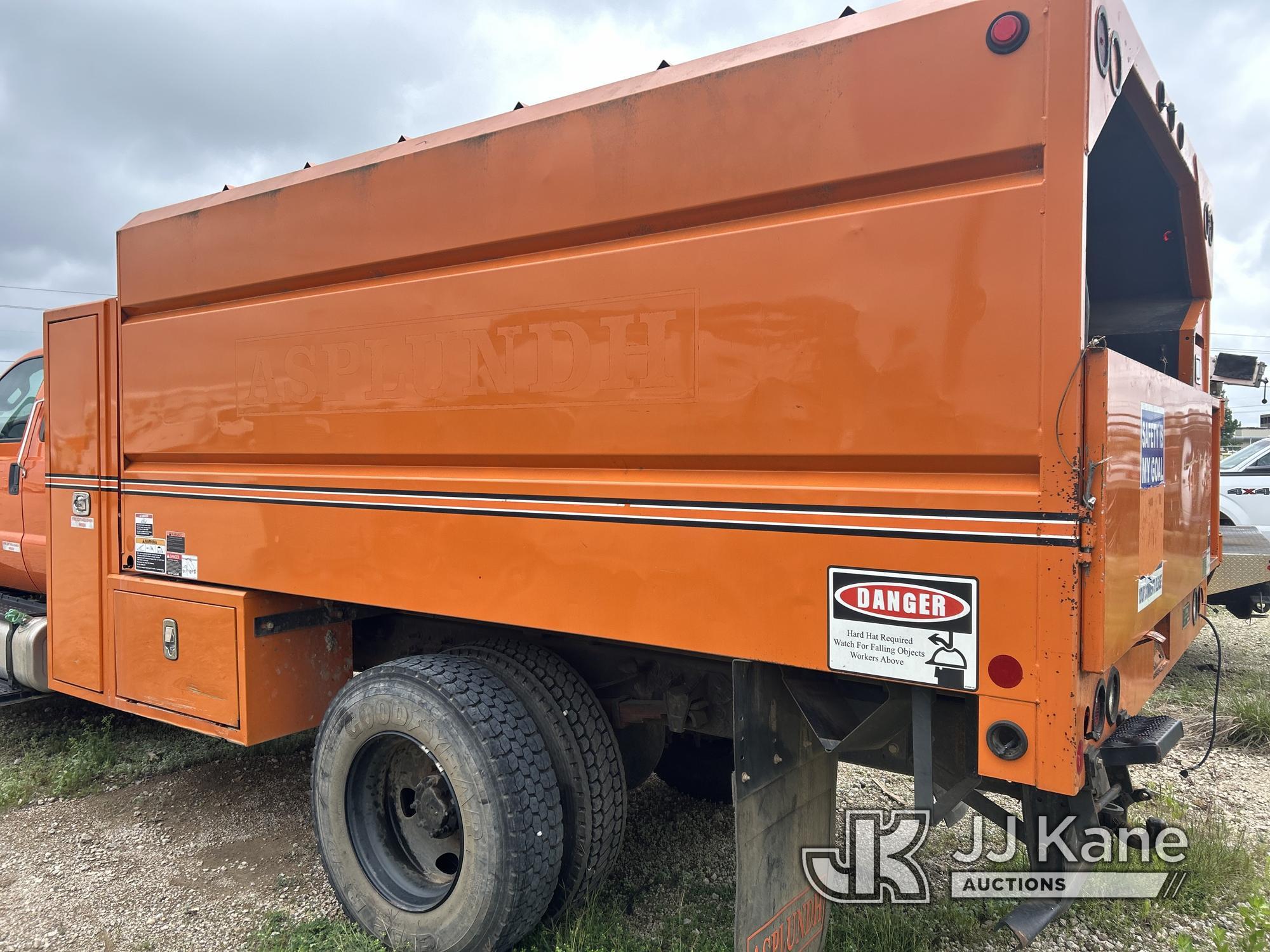 (Waxahachie, TX) 2017 Ford F750 Extended-Cab Chipper Dump Truck Not Running, Wrecked/Totaled, No Key