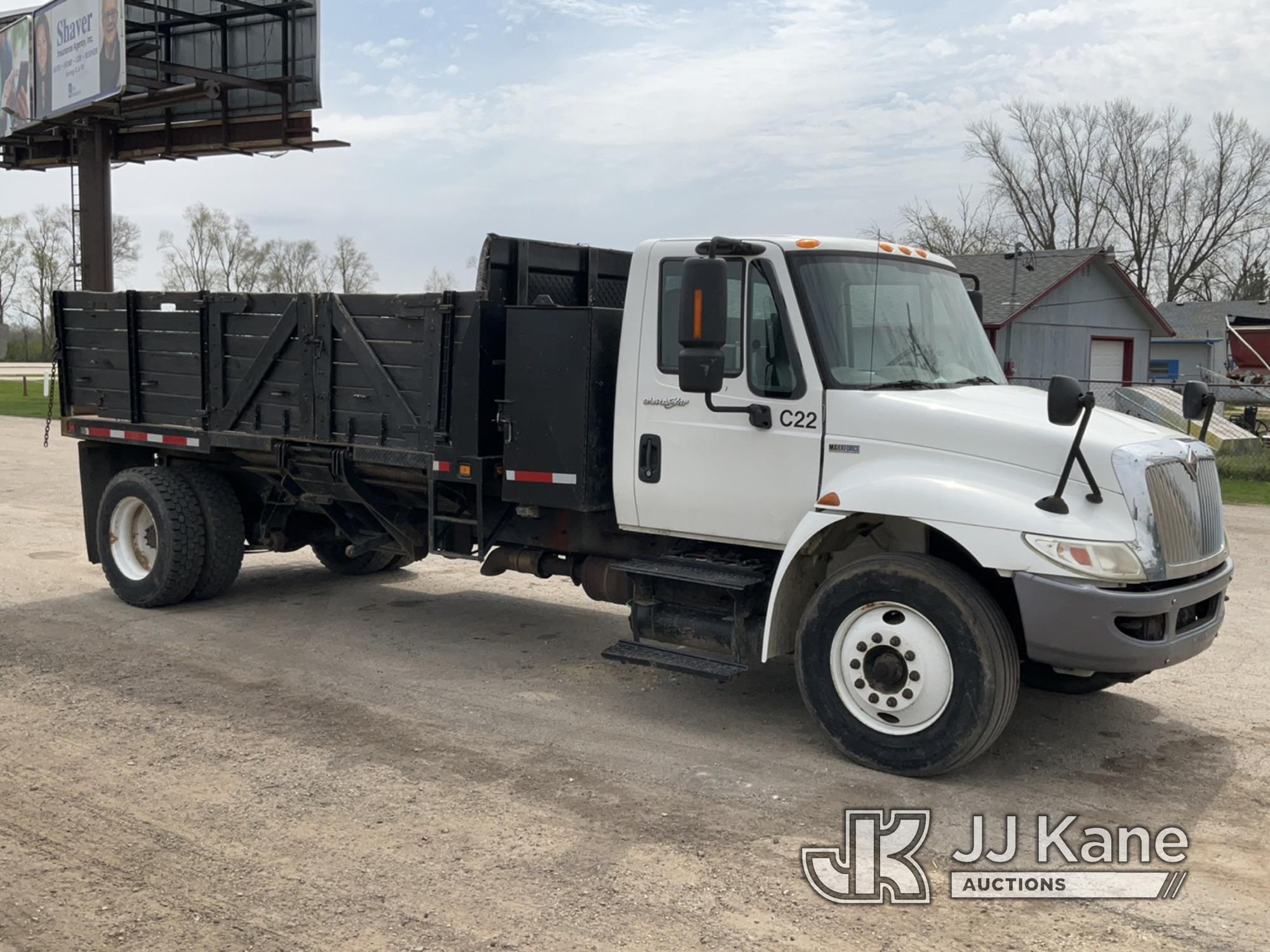 (South Beloit, IL) 2013 International Durastar 4300 Dump Flatbed Truck Runs, Moves, Dump Operates, S