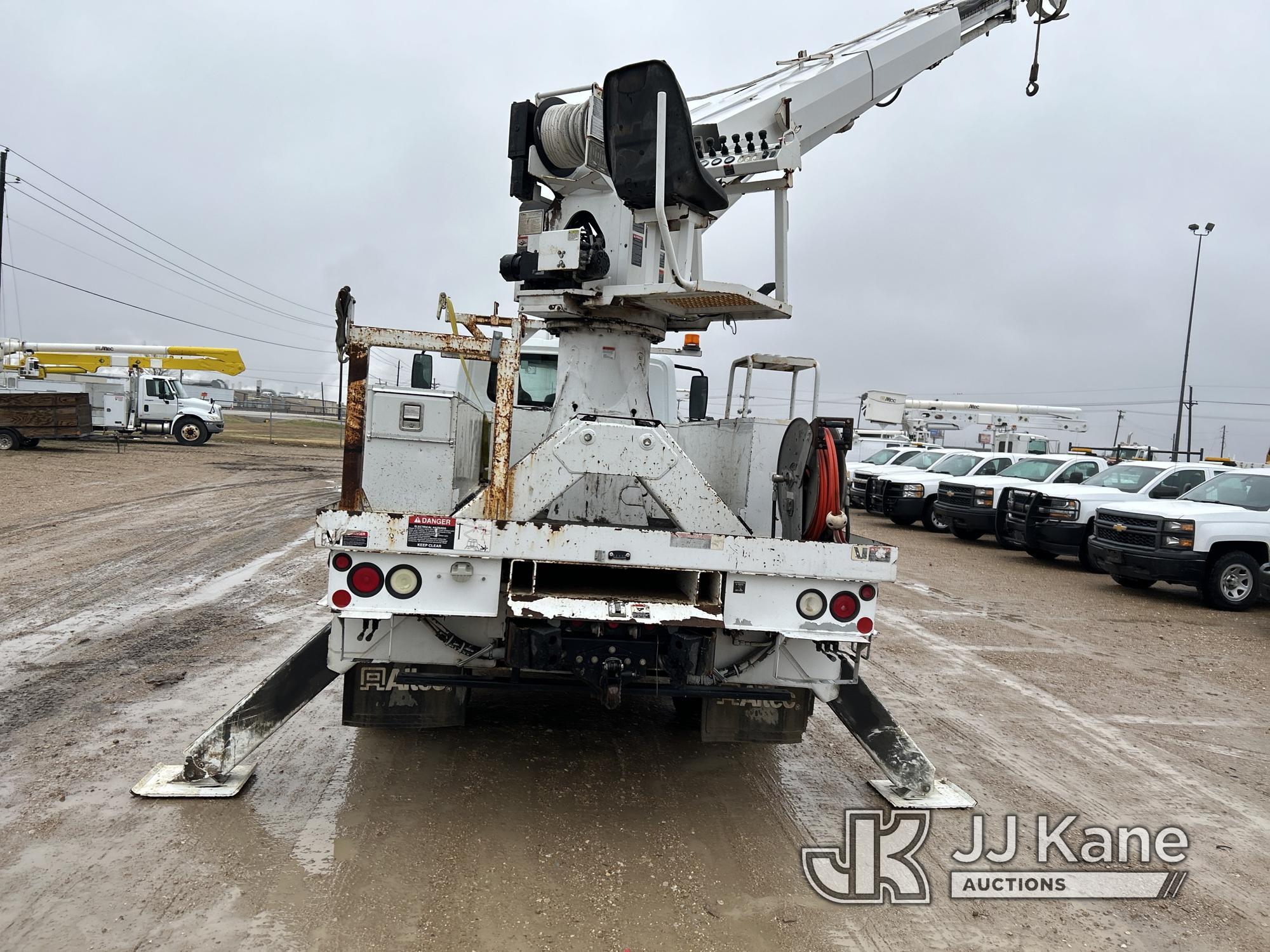 (Waxahachie, TX) Altec DM47B-TR, Digger Derrick rear mounted on 2013 International 4300 Utility Truc