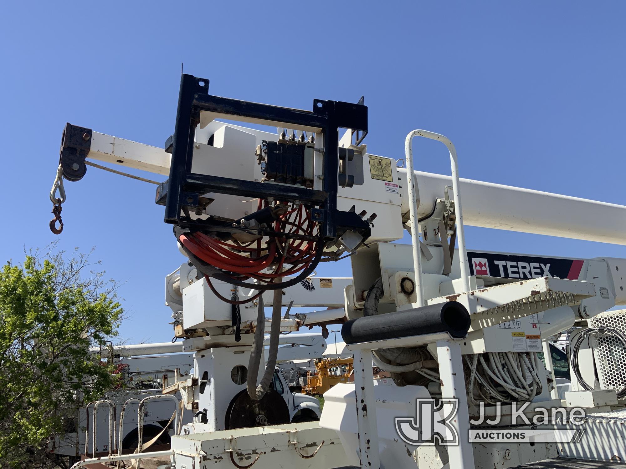 (Yukon, OK) HiRanger 5TC-55, Material Handling Bucket Truck rear mounted on 2014 International 4300