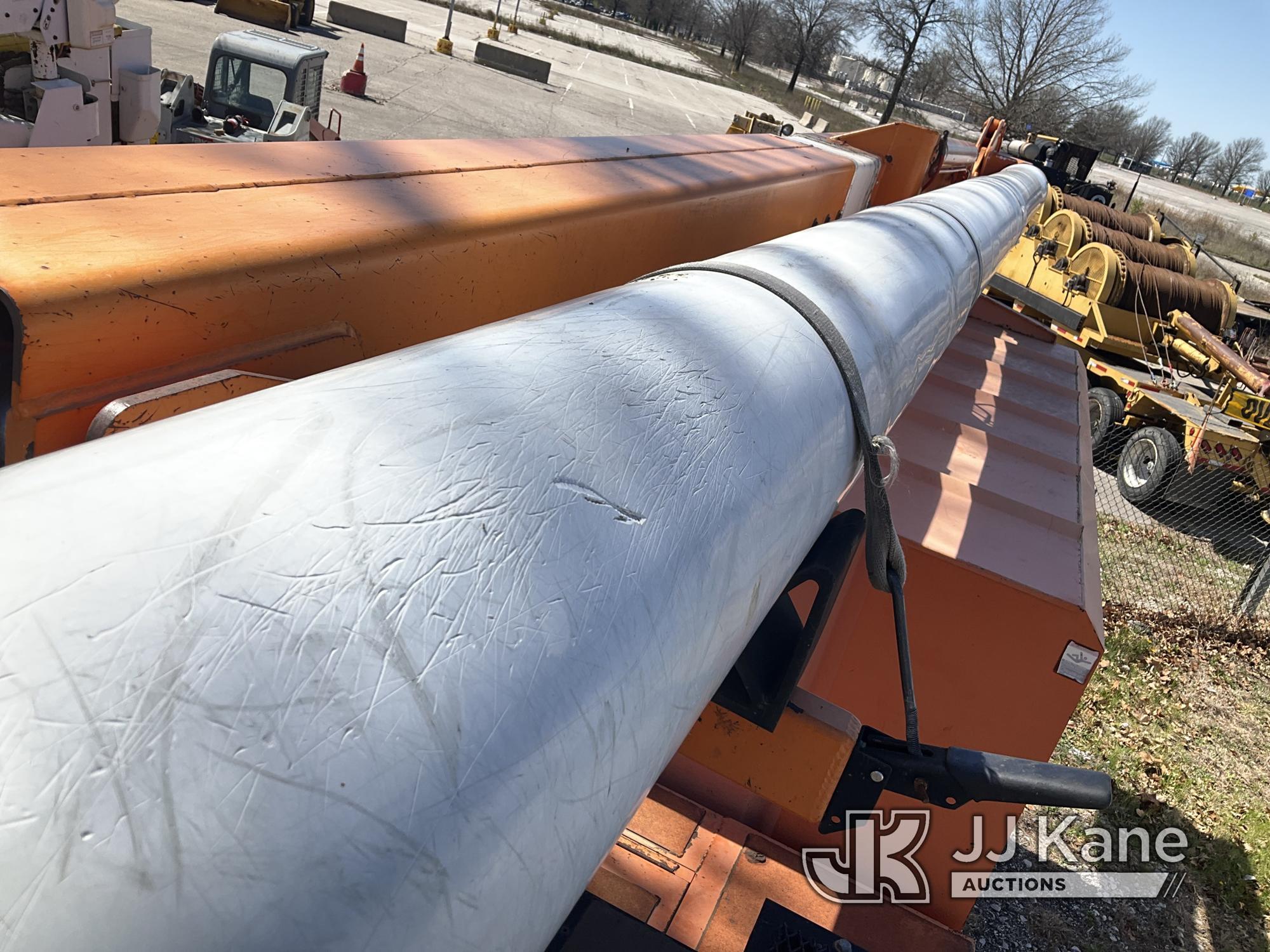 (Kansas City, MO) Altec LRV55, Over-Center Bucket Truck mounted behind cab on 2006 GMC C7500 Chipper