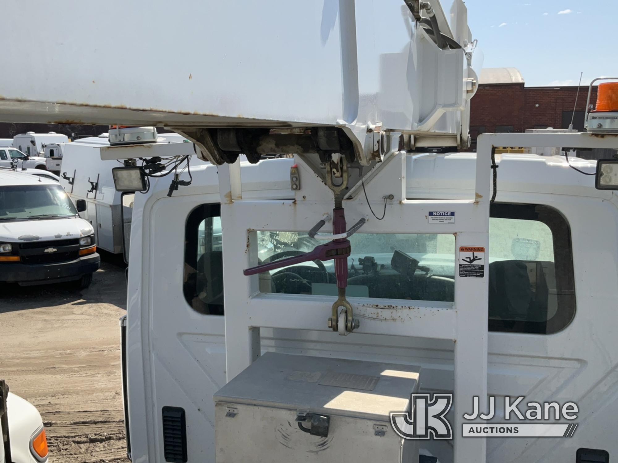 (Des Moines, IA) Altec AH100, Articulating & Telescopic Material Handling Bucket Truck rear mounted