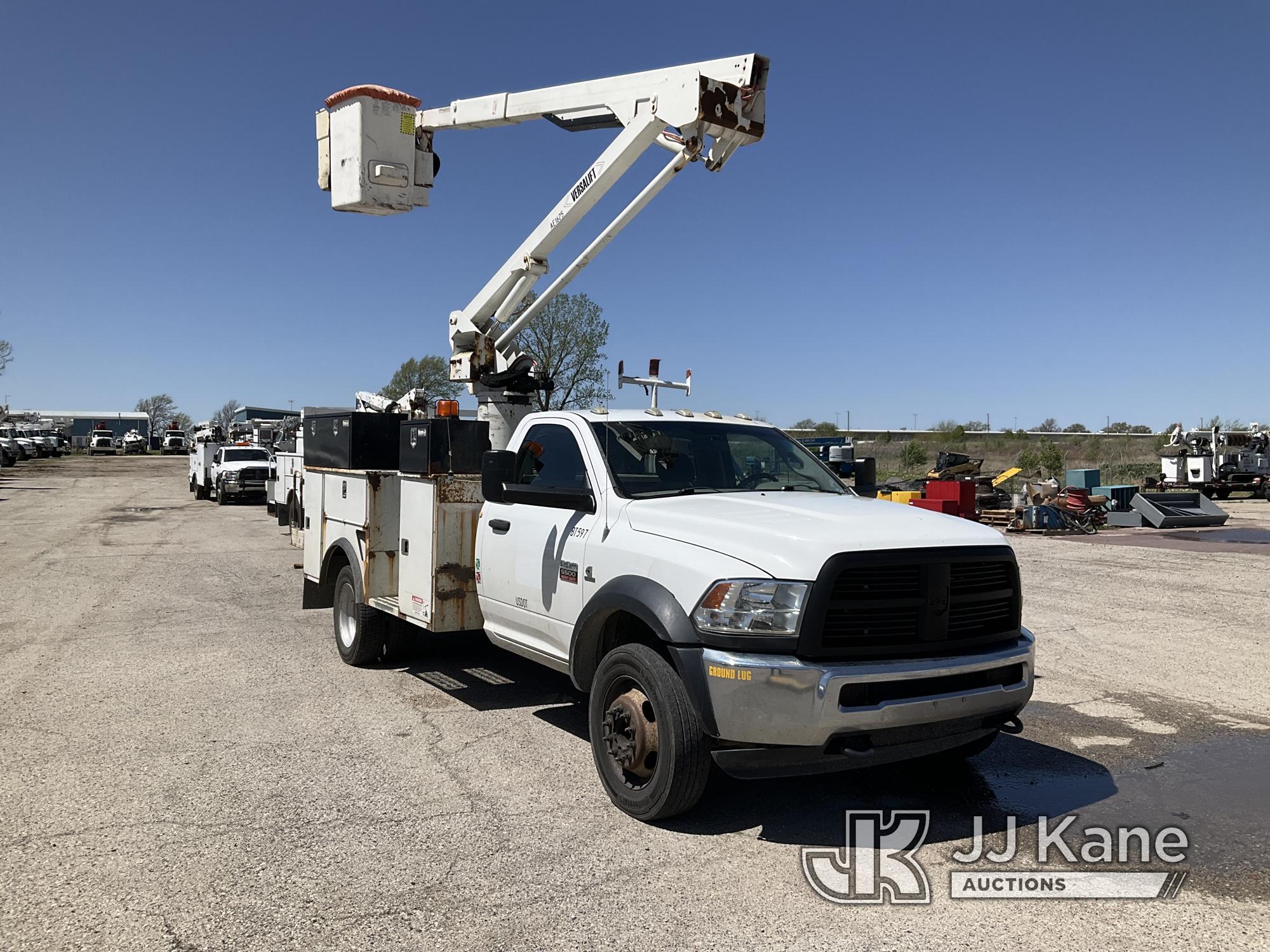 (Kansas City, MO) Versalift SST37, Articulating & Telescopic Bucket center mounted on 2012 Dodge 550