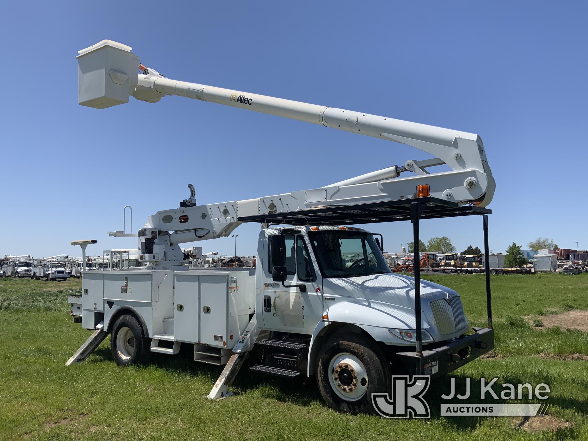 (Yukon, OK) Altec AA55E, Material Handling Bucket Truck rear mounted on 2013 International 4300 Dura