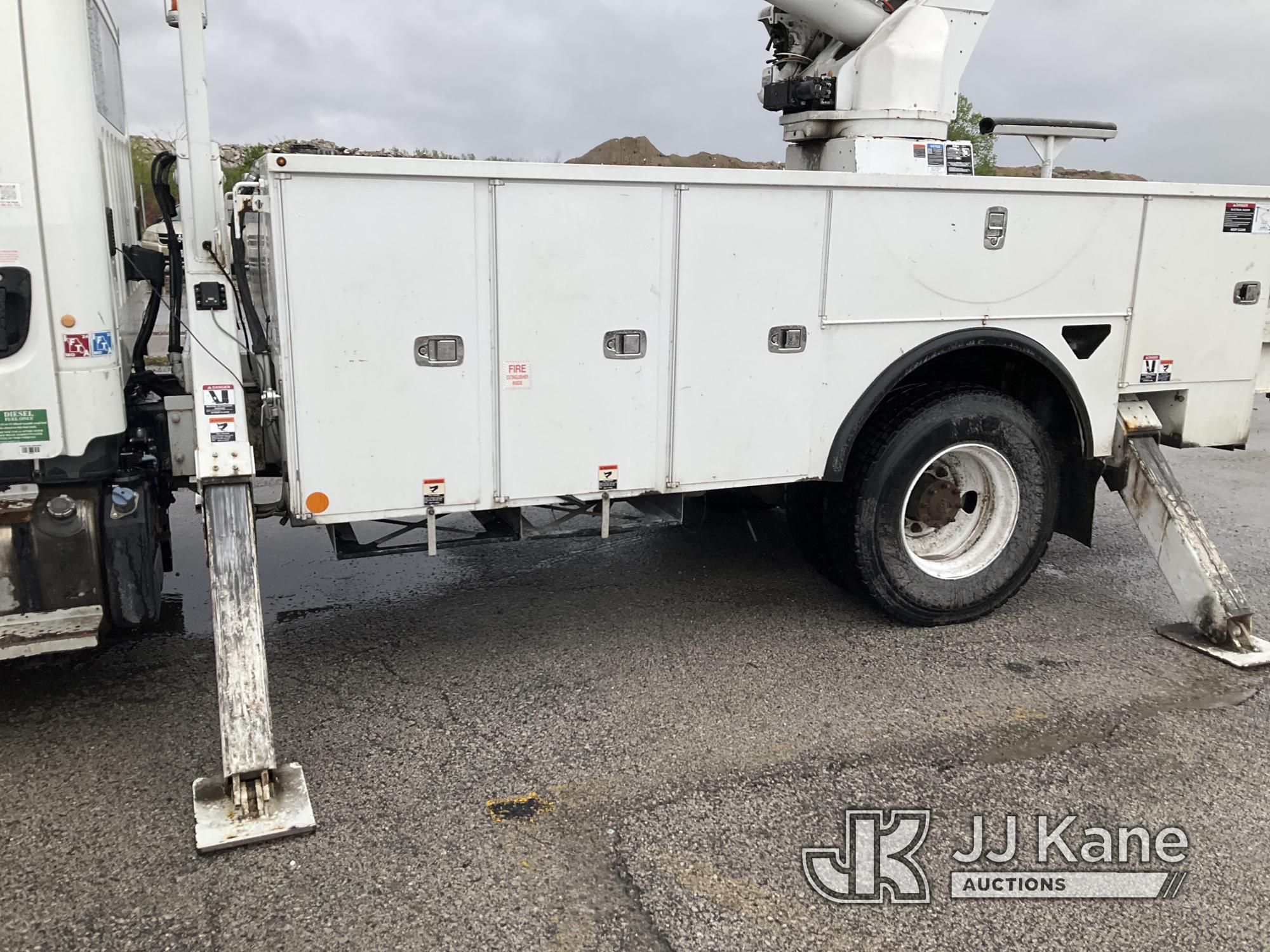 (Kansas City, MO) Altec AM55-MH, Over-Center Material Handling Bucket Truck rear mounted on 2014 Fre