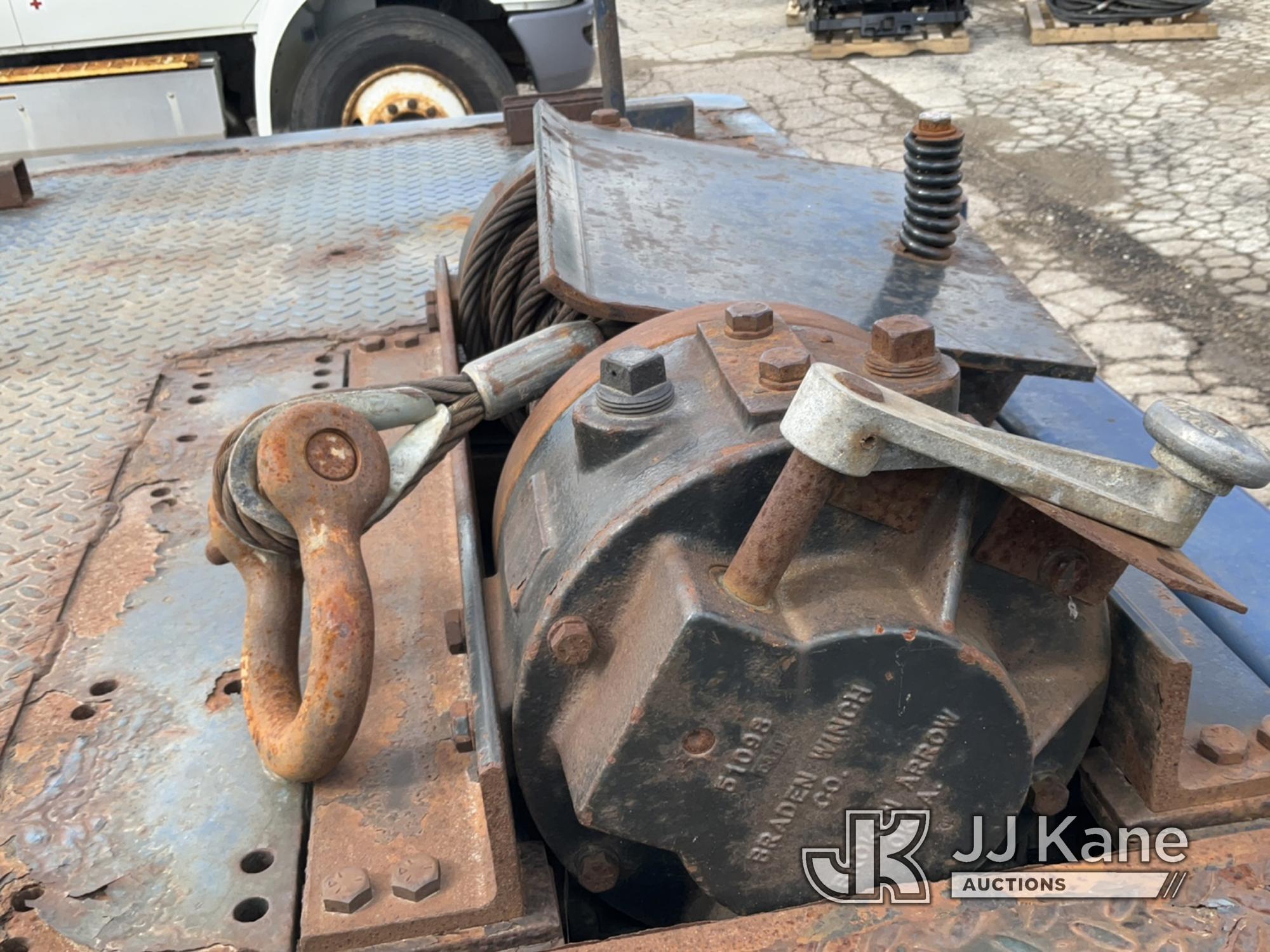 (South Beloit, IL) 2012 Landoll 330C S/A Traveling Axle Container Trailer Condition Unknown