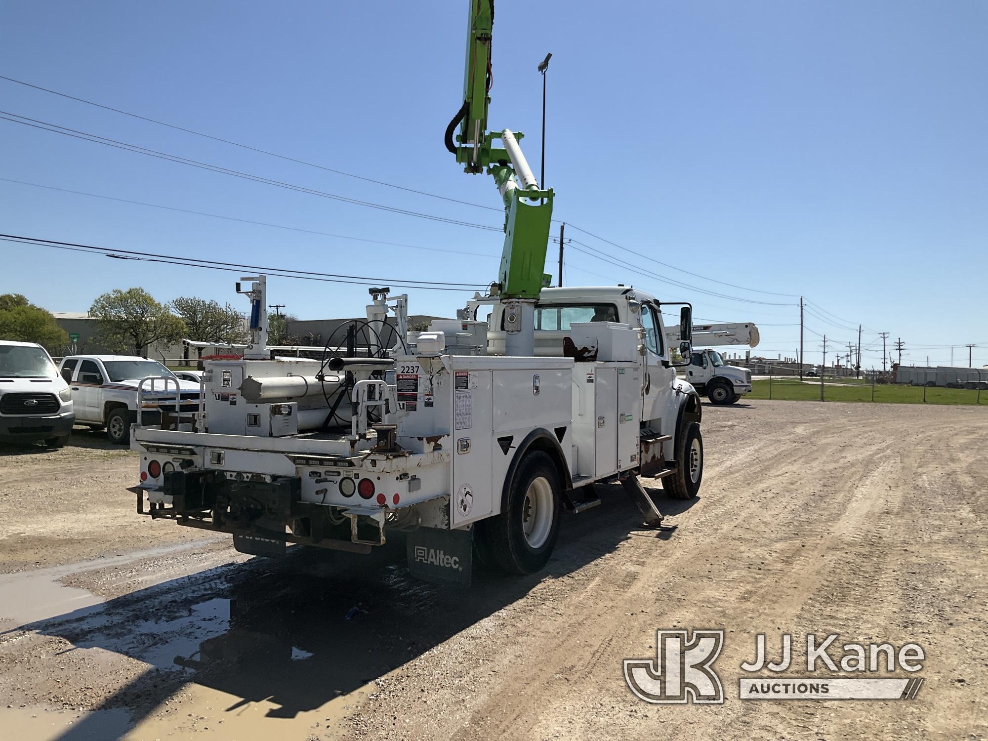 (Waxahachie, TX) Altec TA41M, Articulating & Telescopic Material Handling Bucket Truck mounted behin