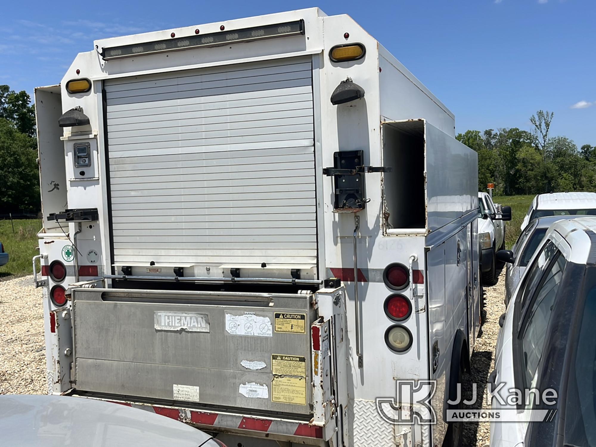 (Robert, LA) 2011 Ford F550 Enclosed High-Top Service Truck Not Running, Condition Unknown