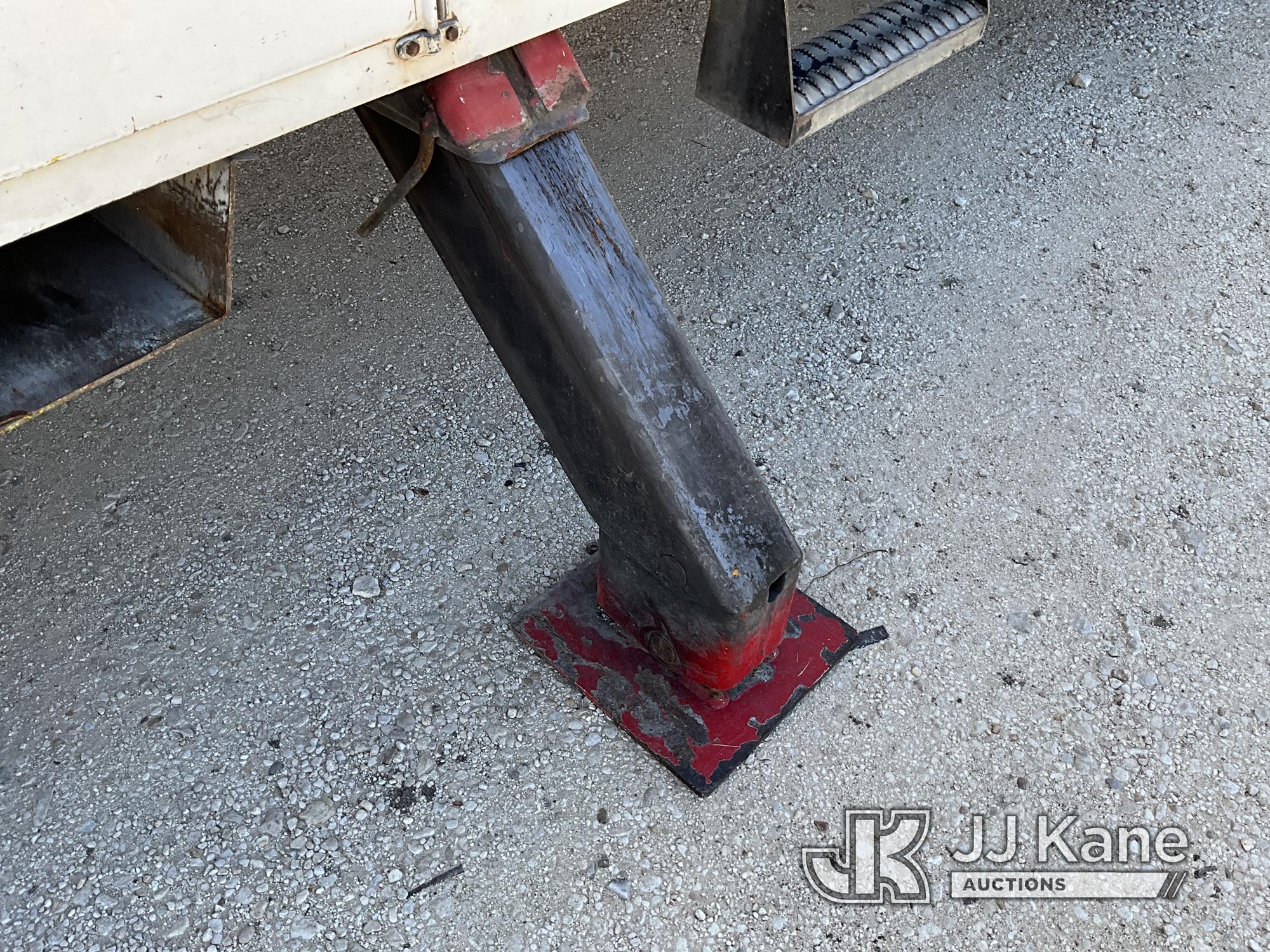 (San Antonio, TX) Terex/Telelect HiRanger 5FC-55, Bucket mounted behind cab on 2002 Ford F750 Utilit