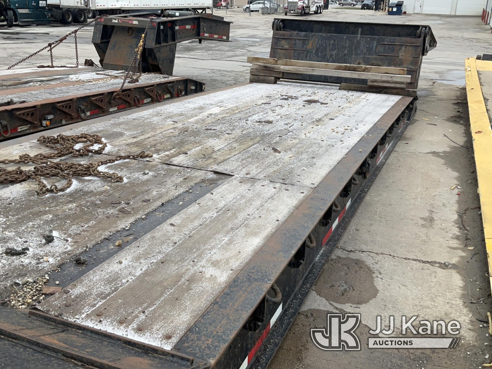 (Des Moines, IA) 2009 Ferree Lowboy Trailer