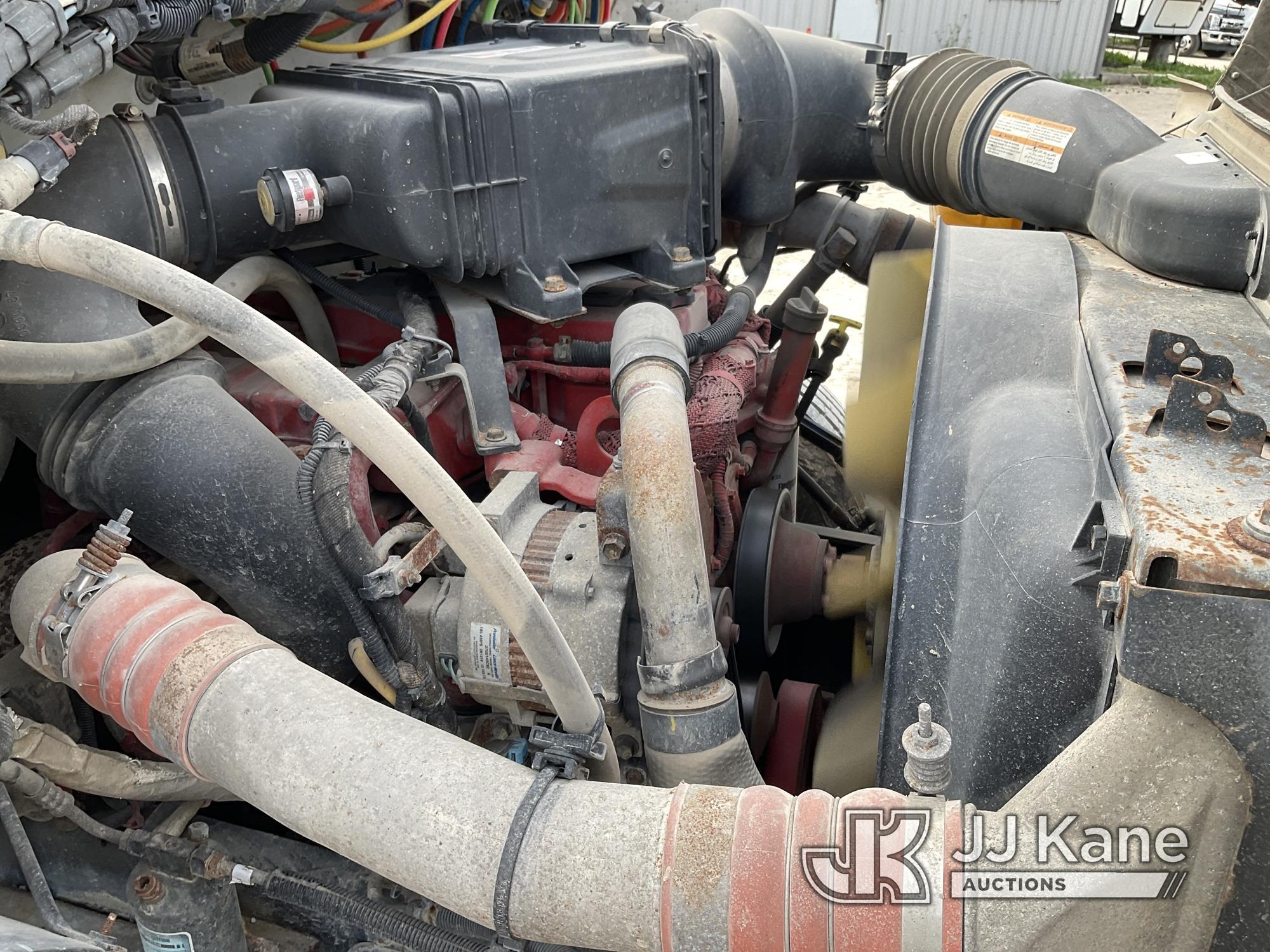 (Corpus Christi, TX) Altec AA755-MH, Material Handling Bucket Truck rear mounted on 2013 Ford F750 U