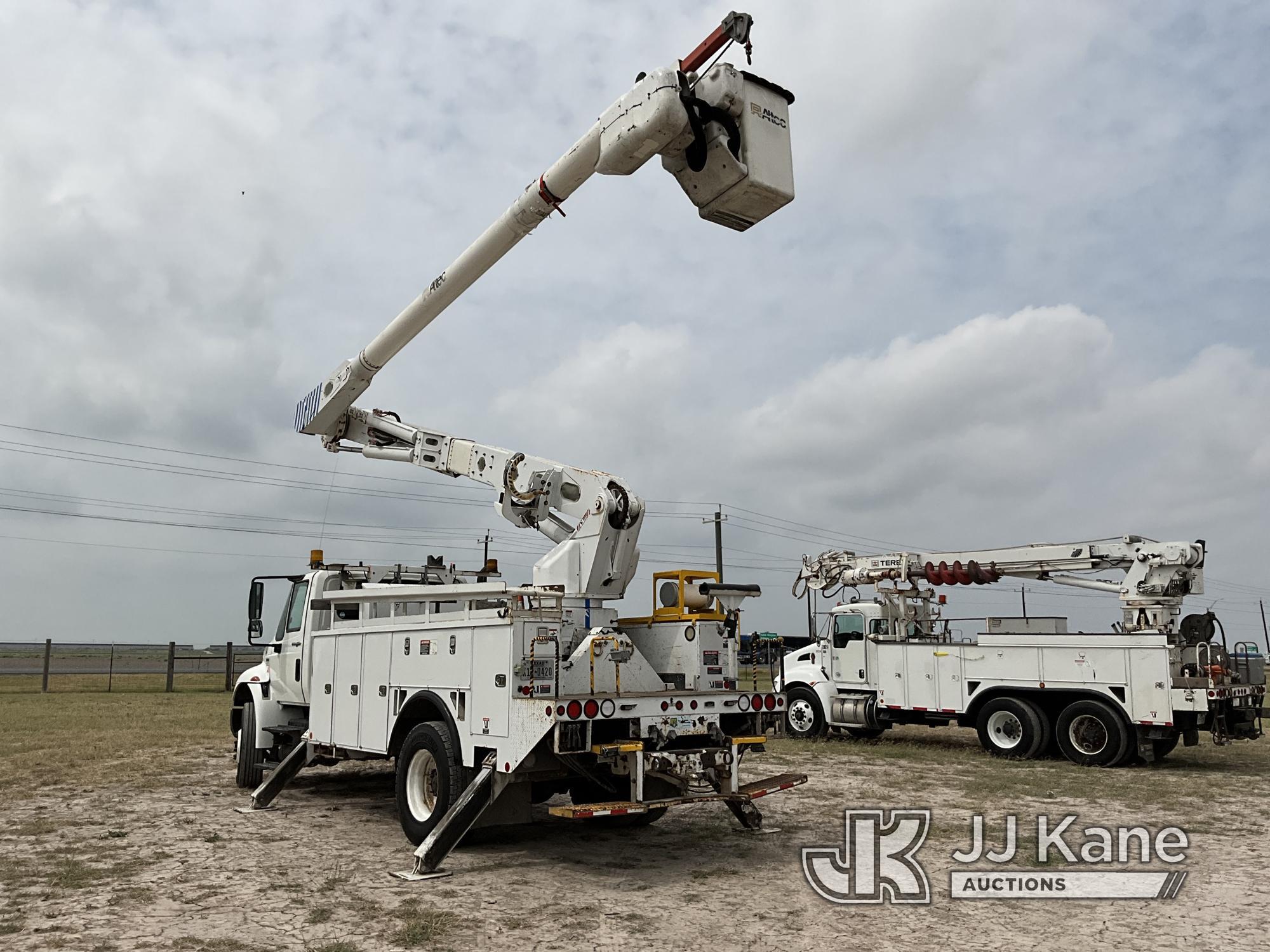 (Weslaco, TX) Altec AM55, Over-Center Material Handling Bucket Truck rear mounted on 2012 Internatio