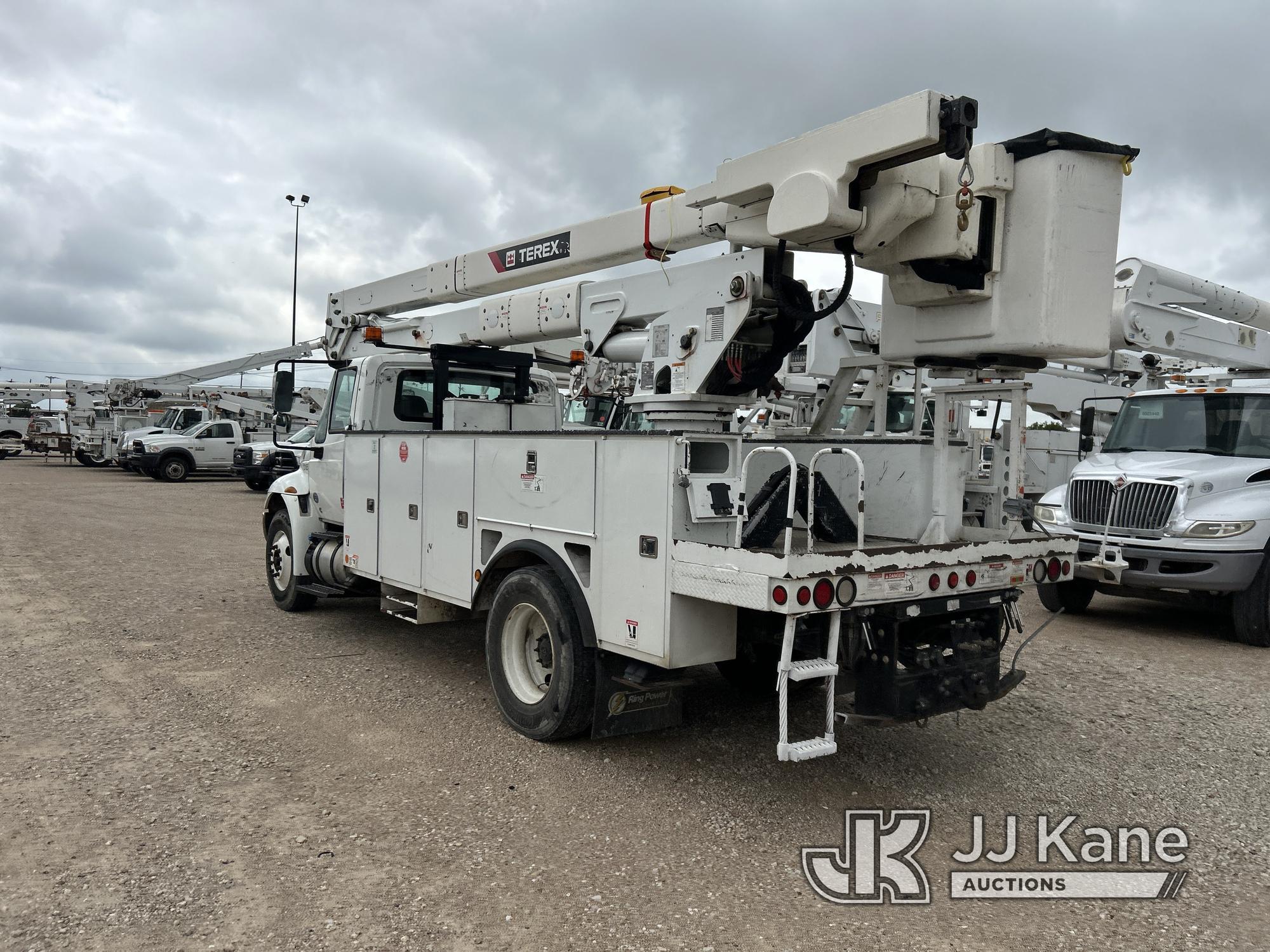 (Waxahachie, TX) HiRanger TC55-MH, Material Handling Bucket rear mounted on 2019 International 4300