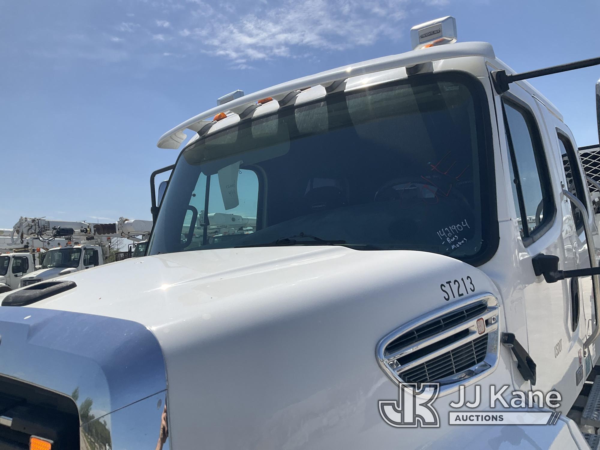 (Kansas City, MO) 2017 Freightliner 108SD Crew-Cab Mechanics Truck Runs & Moves