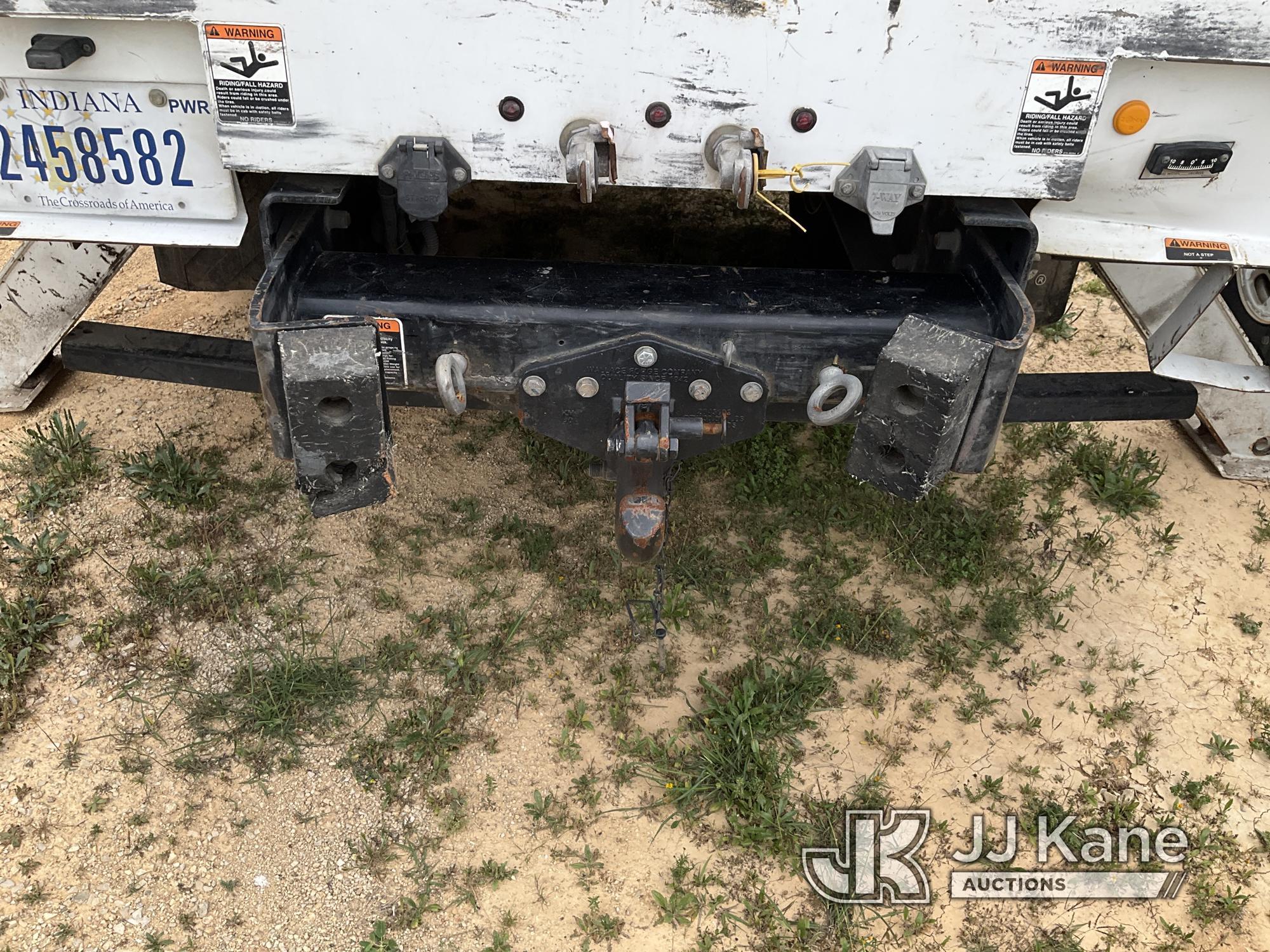 (Houston, TX) Altec AA55-MH, Material Handling Bucket Truck rear mounted on 2018 Freightliner M2 106