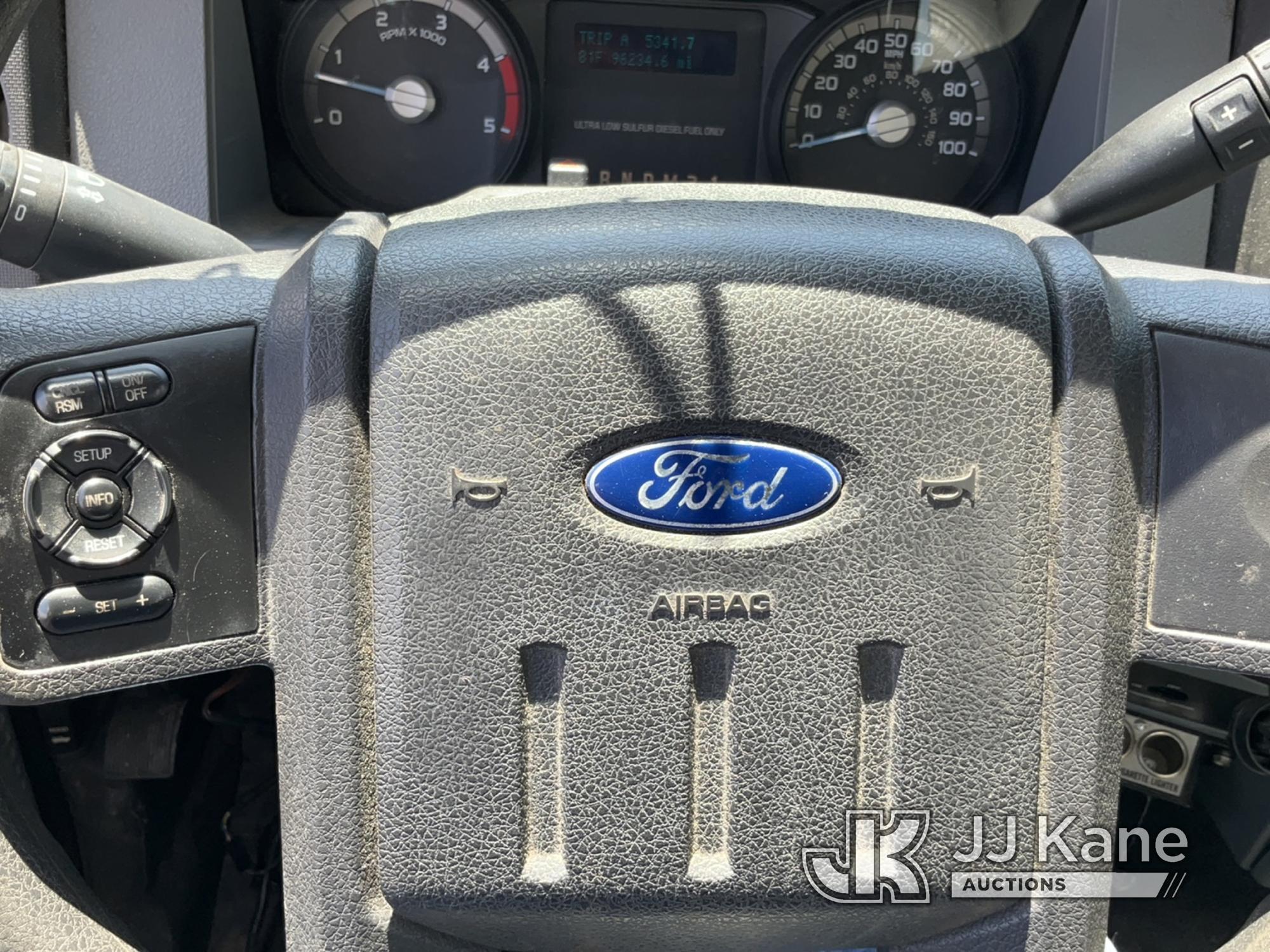 (Robert, LA) 2012 Ford F550 High Top Enclosed Service Truck Runs & Moves) (Jump to Start, Interior D