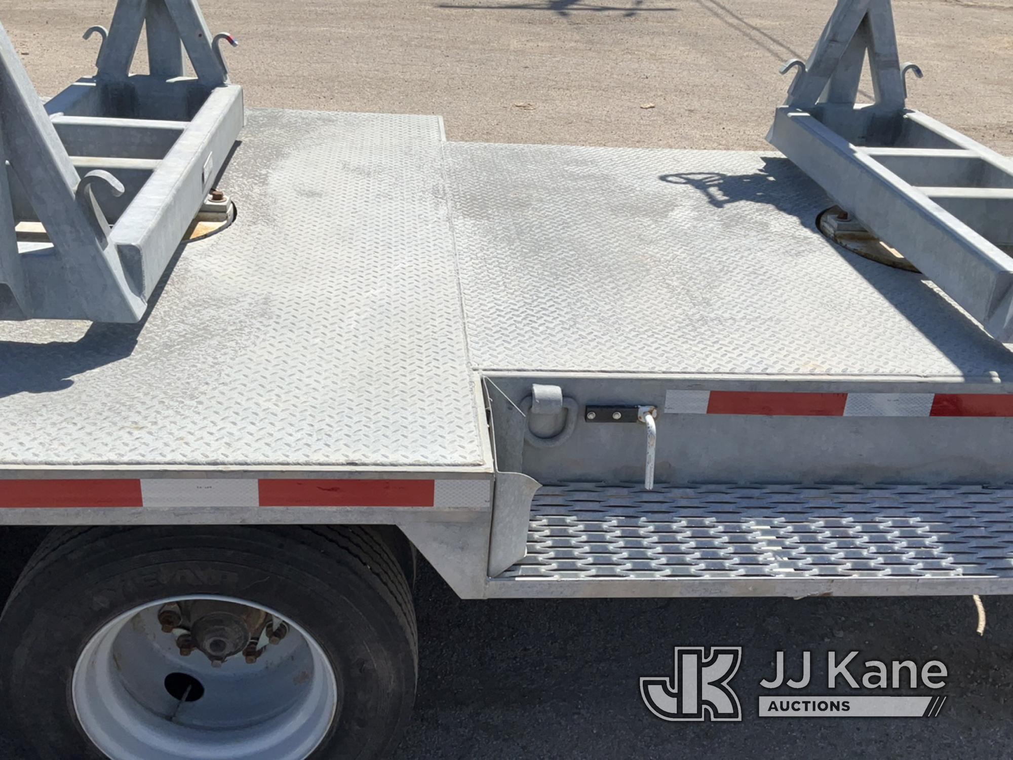 (South Beloit, IL) 2002 Sauber 1539 3-Position Reel Trailer