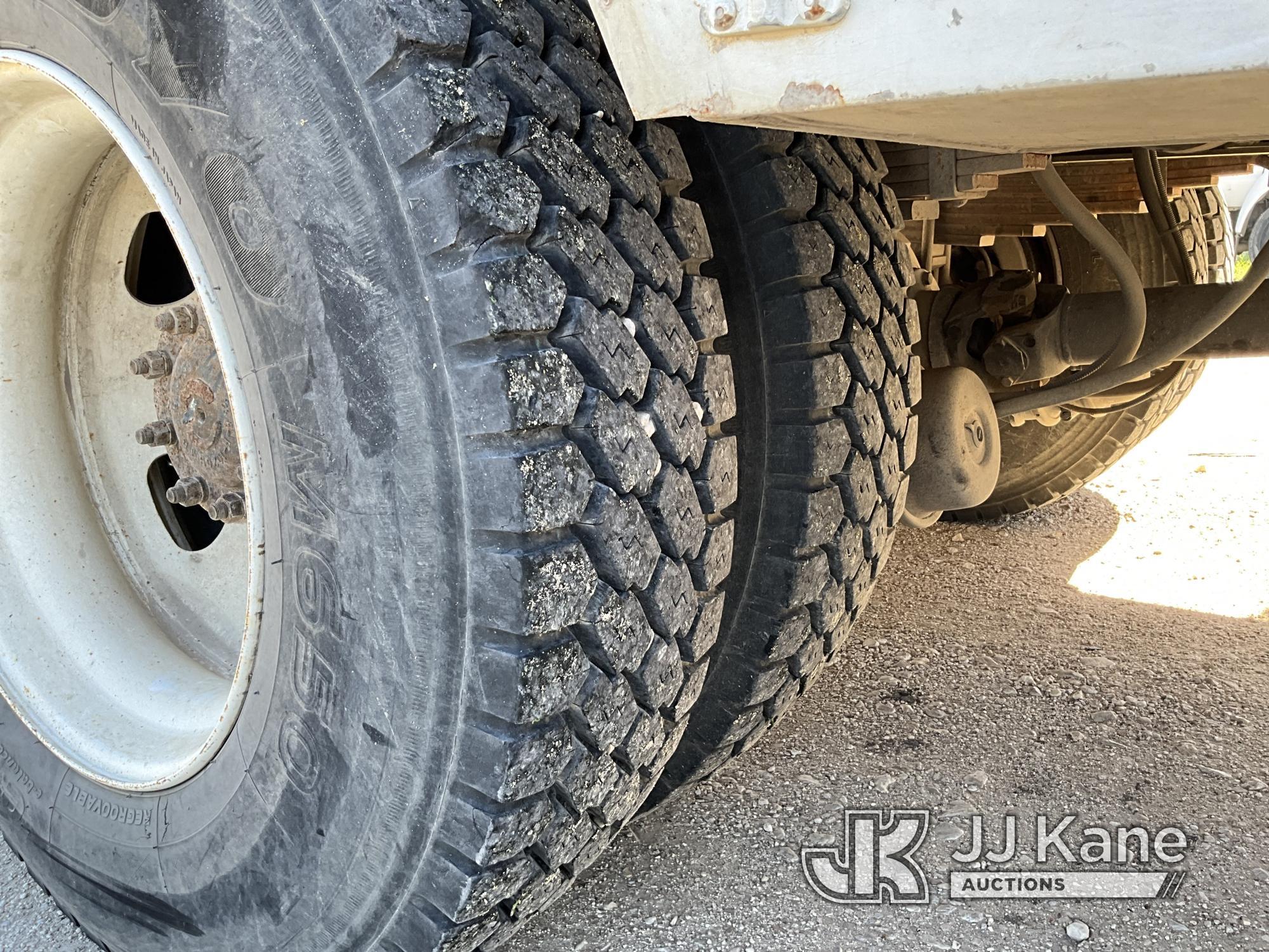 (San Antonio, TX) Terex/Telelect HiRanger 5FC-55, Bucket mounted behind cab on 2002 Ford F750 Utilit