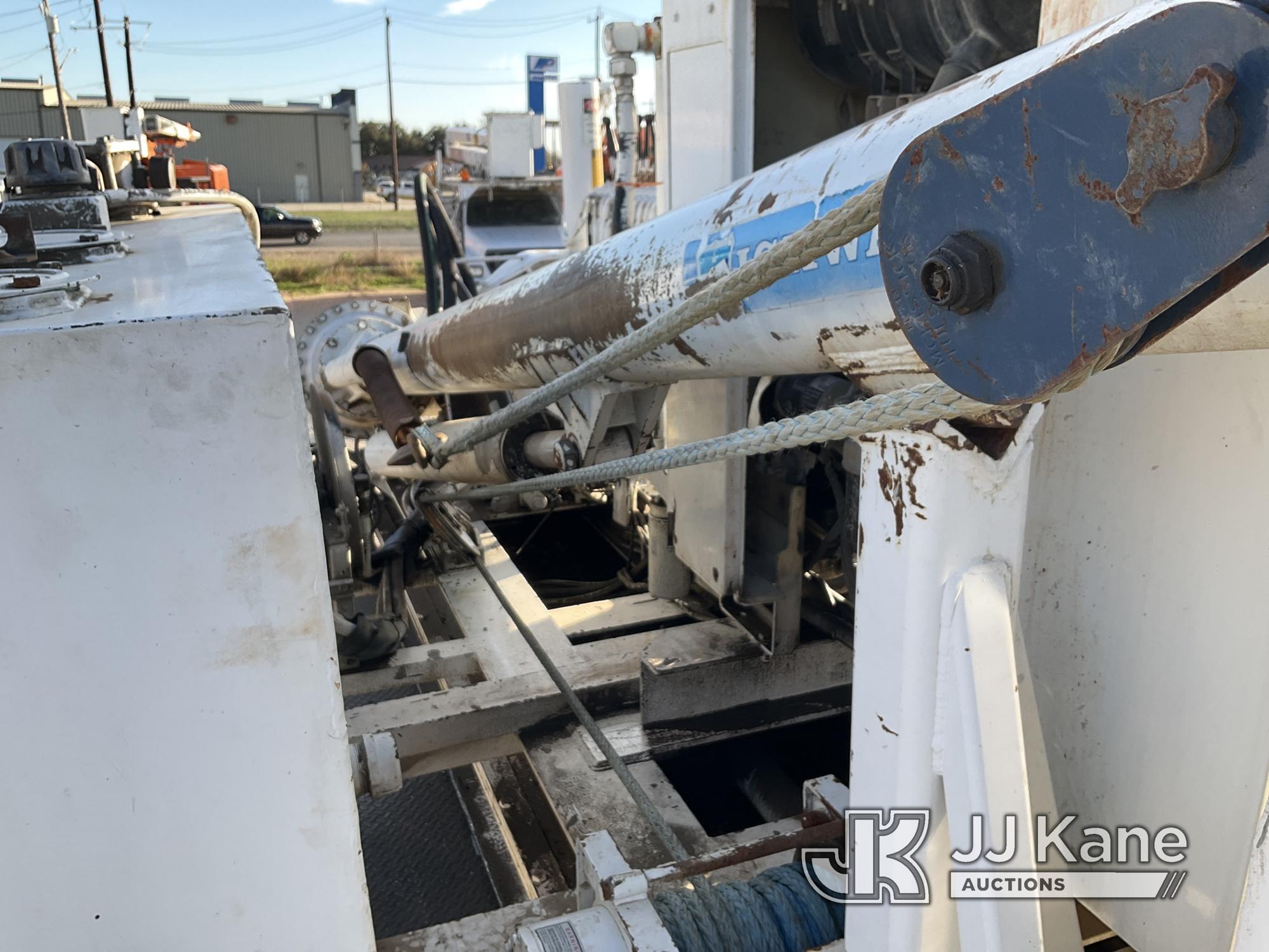 (San Antonio, TX) Highway HFMS, Pressure Digger rear mounted on 2000 Sterling LT7500 T/A Flatbed Tru