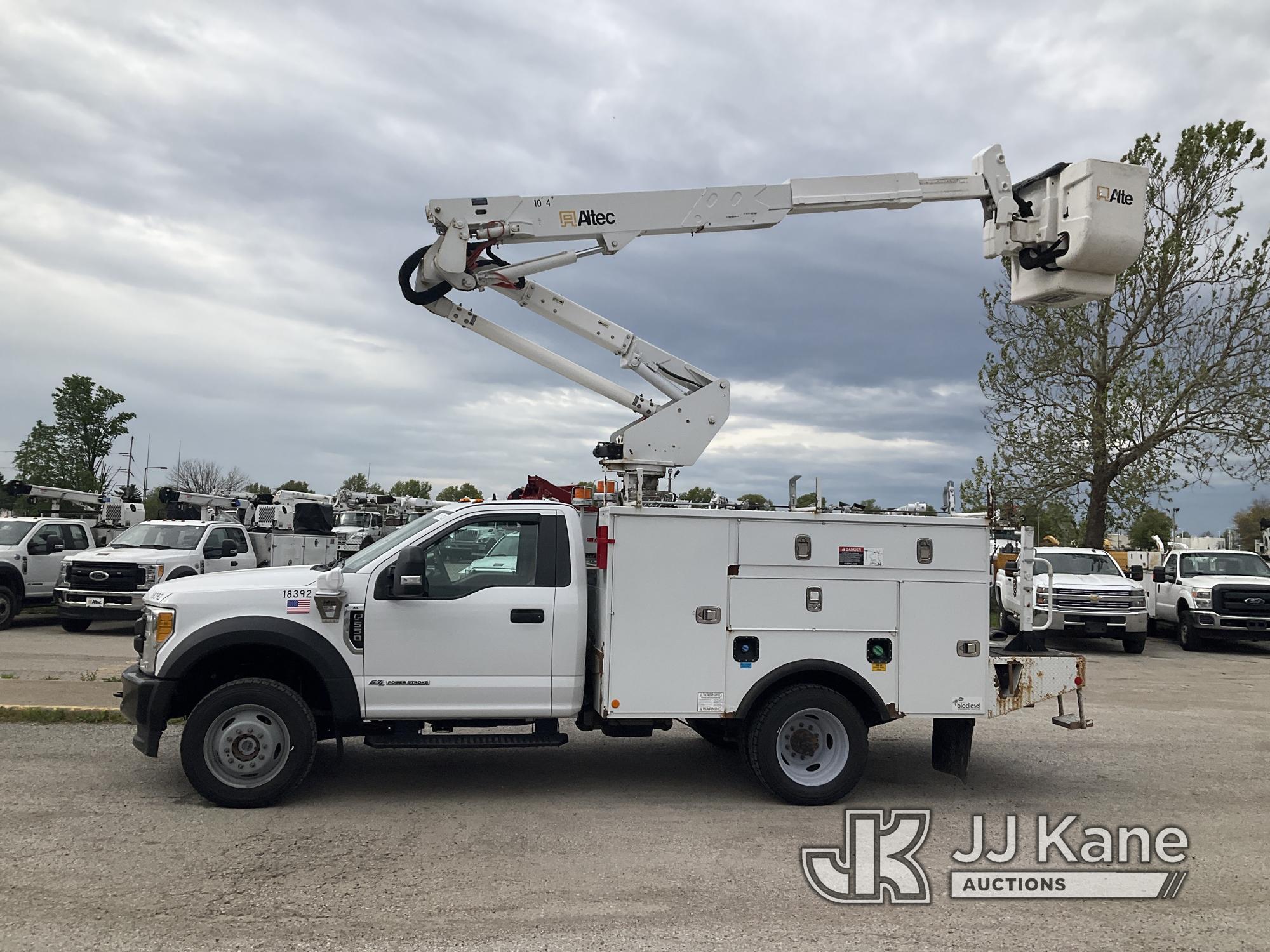 (Kansas City, MO) Altec AT37G, Articulating & Telescopic Bucket mounted behind cab on 2017 Ford F550