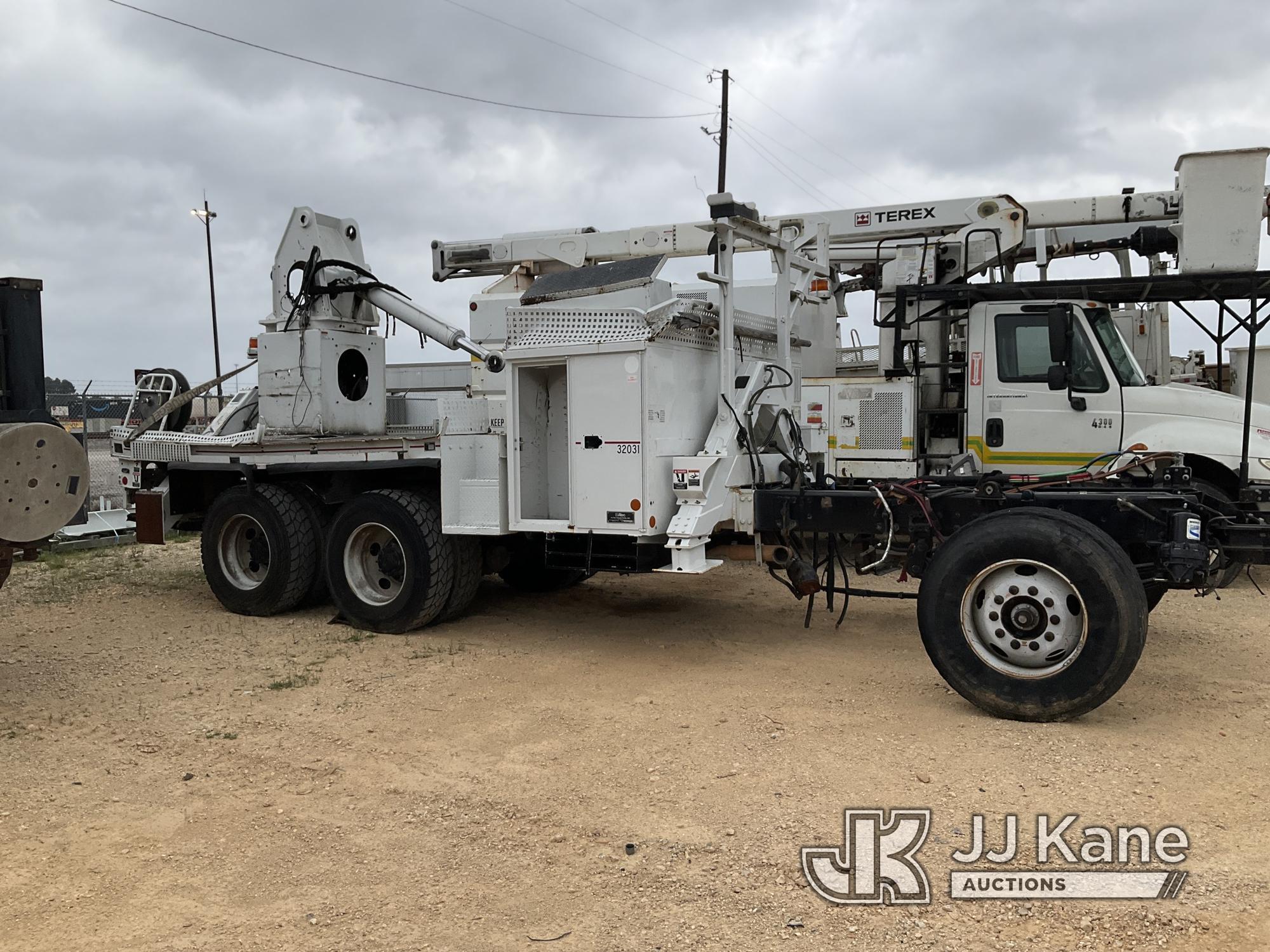 (Houston, TX) 2017 Freightliner M2 106 T/A Flatbed/Utility Truck Not Running, Wrecked/ Totaled, Miss