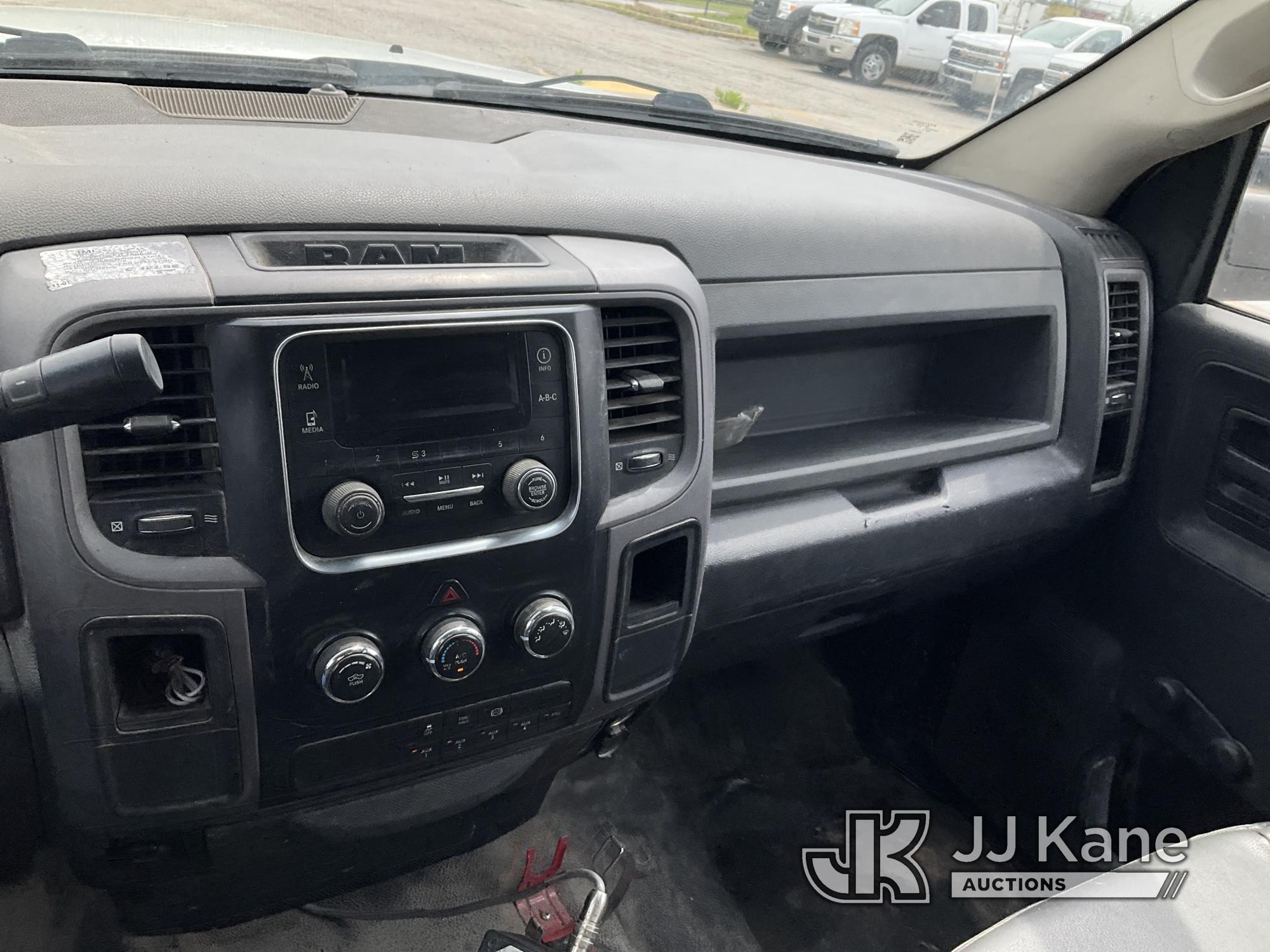 (Kansas City, MO) Stellar 3200A, Knuckleboom Crane mounted behind cab on 2014 RAM 5500 Flatbed/Servi