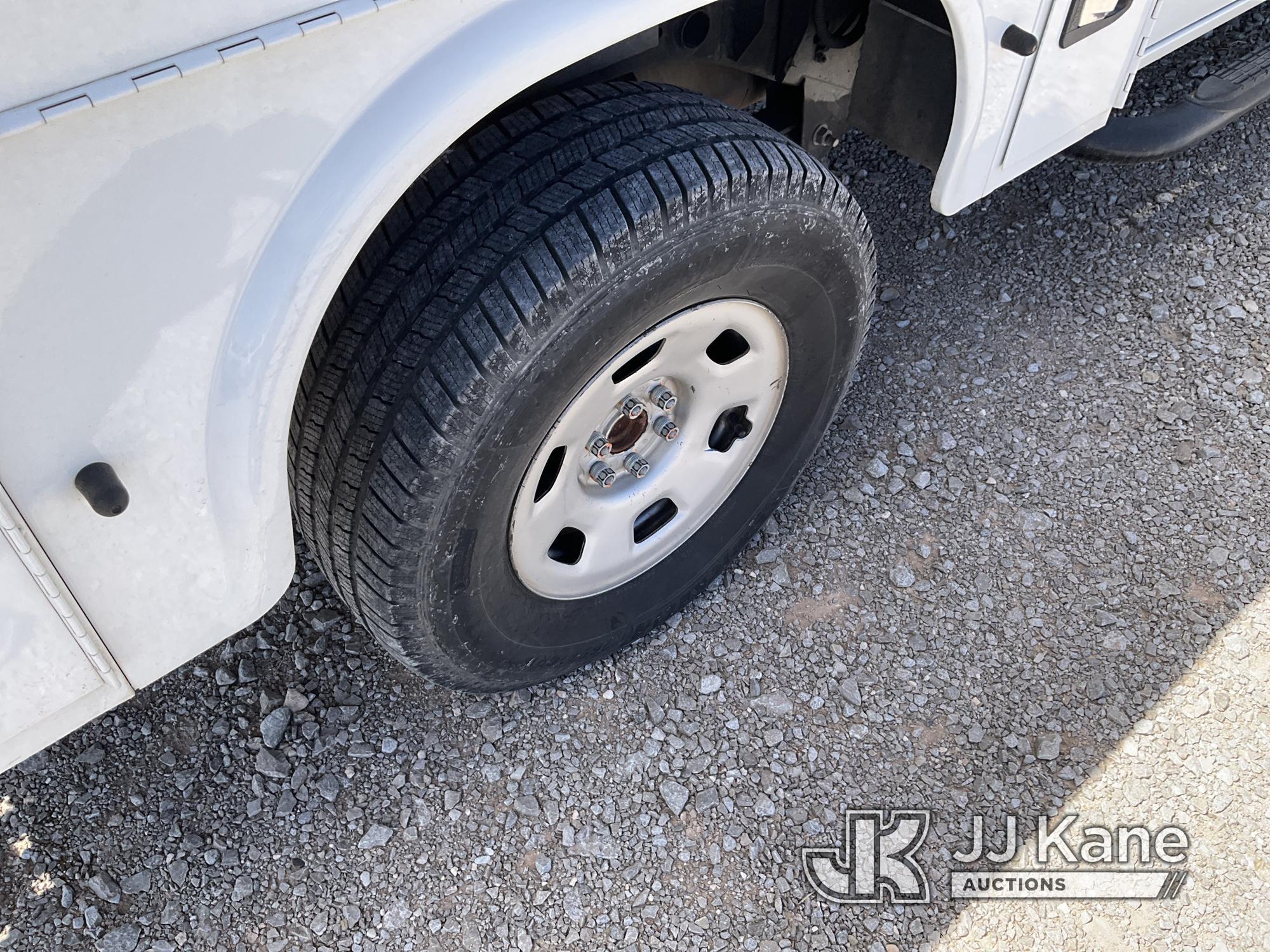 (El Paso, TX) 2016 Chevrolet Colorado Extended-Cab Service Truck Starts, Runs and Moves, Heavy Fuel