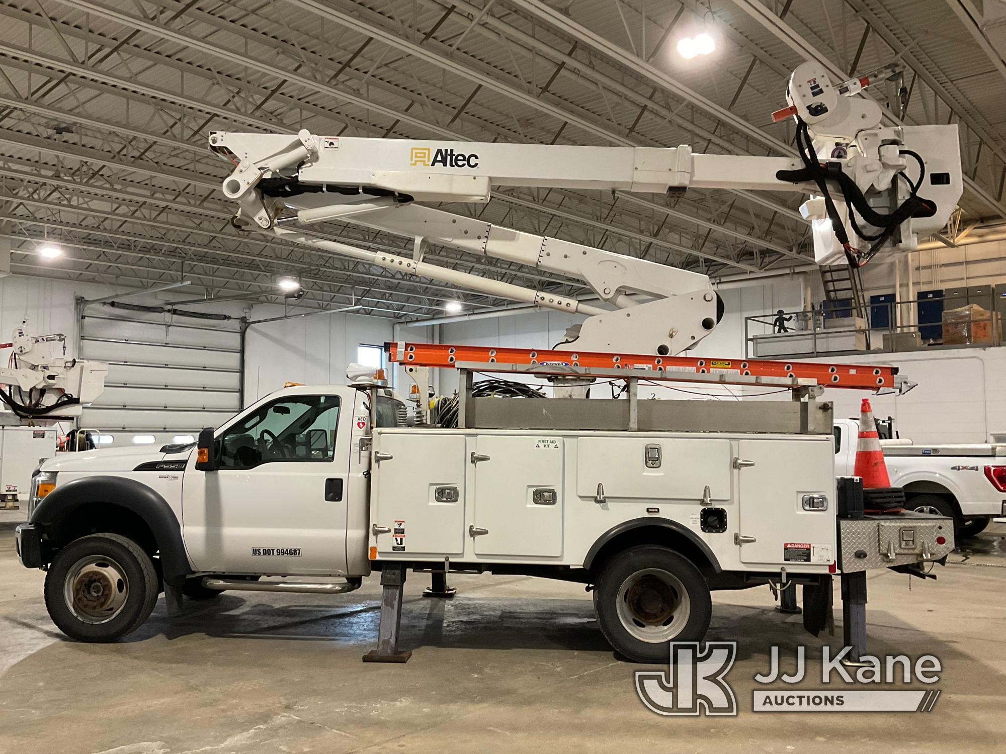 (South Beloit, IL) Altec AT48M, Articulating & Telescopic Material Handling Bucket Truck center moun