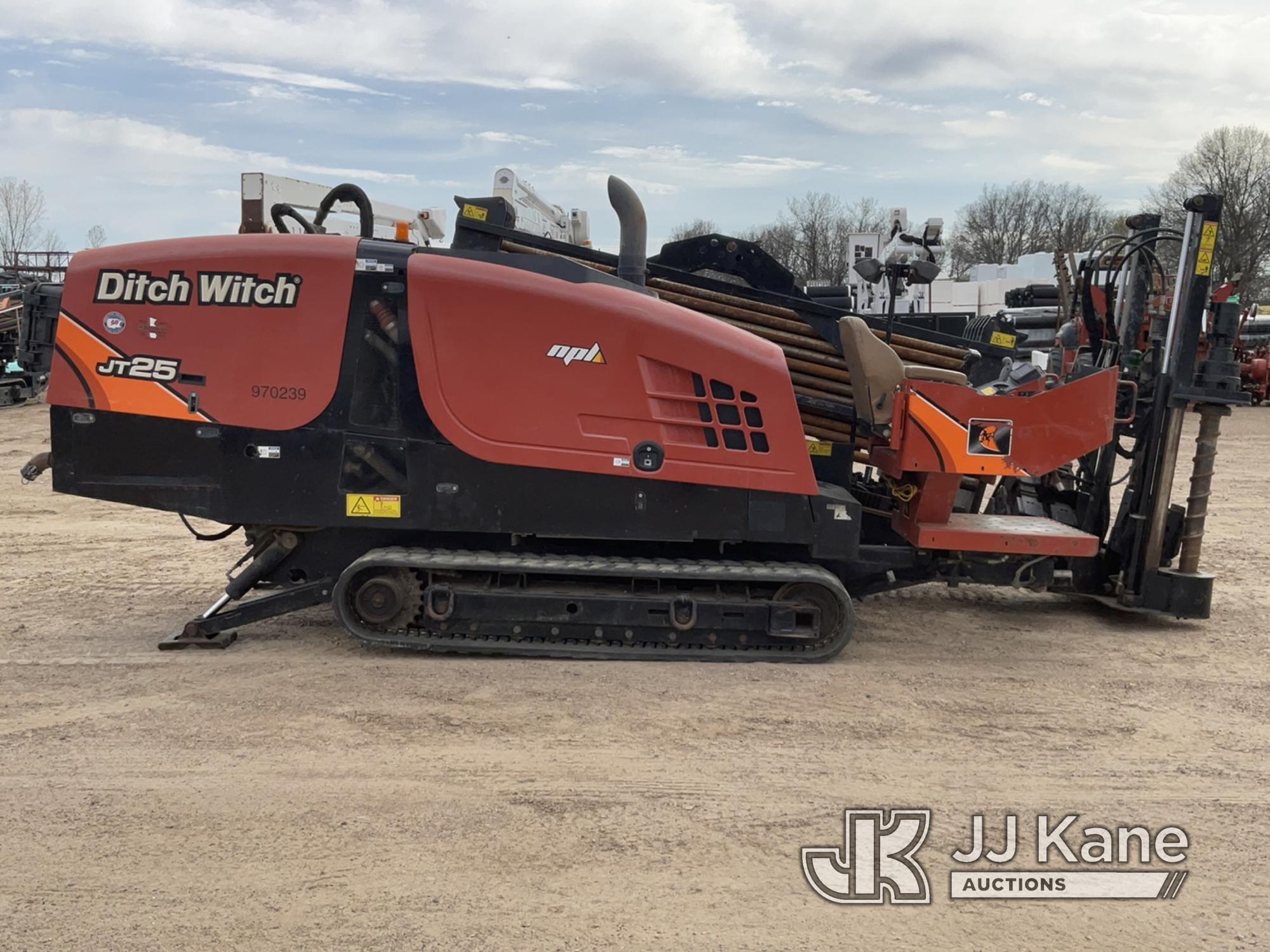 (Shakopee, MN) 2019 Ditch Witch JT25 Directional Boring Machine, Engine number 74380500 Runs, Moves