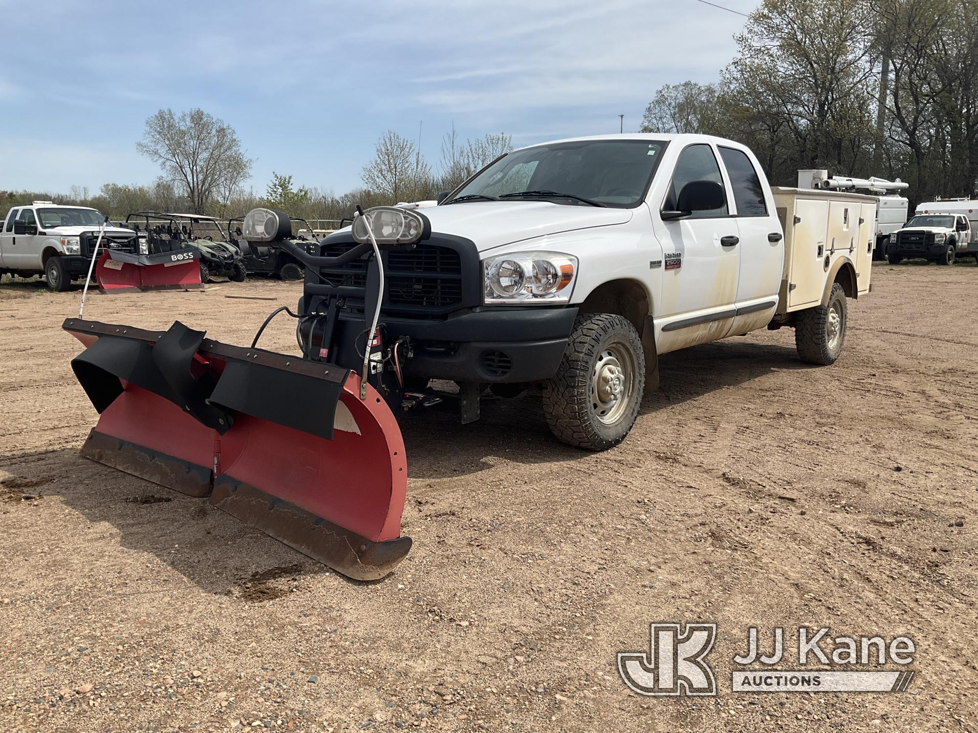 (Shakopee, MN) 2009 RAM 2500 4x4 Crew-Cab Service Truck Starts, Runs, Moves, Plow Operates, Body dam