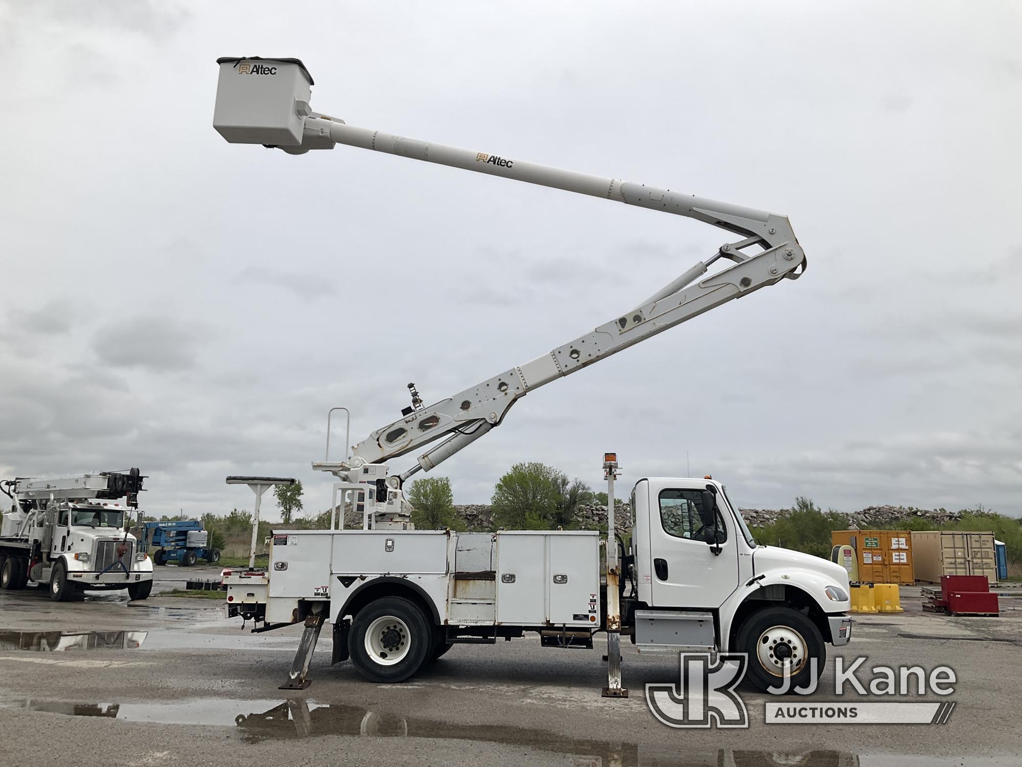 (Kansas City, MO) Altec AA55-MH, Material Handling Bucket Truck rear mounted on 2018 Freightliner M2
