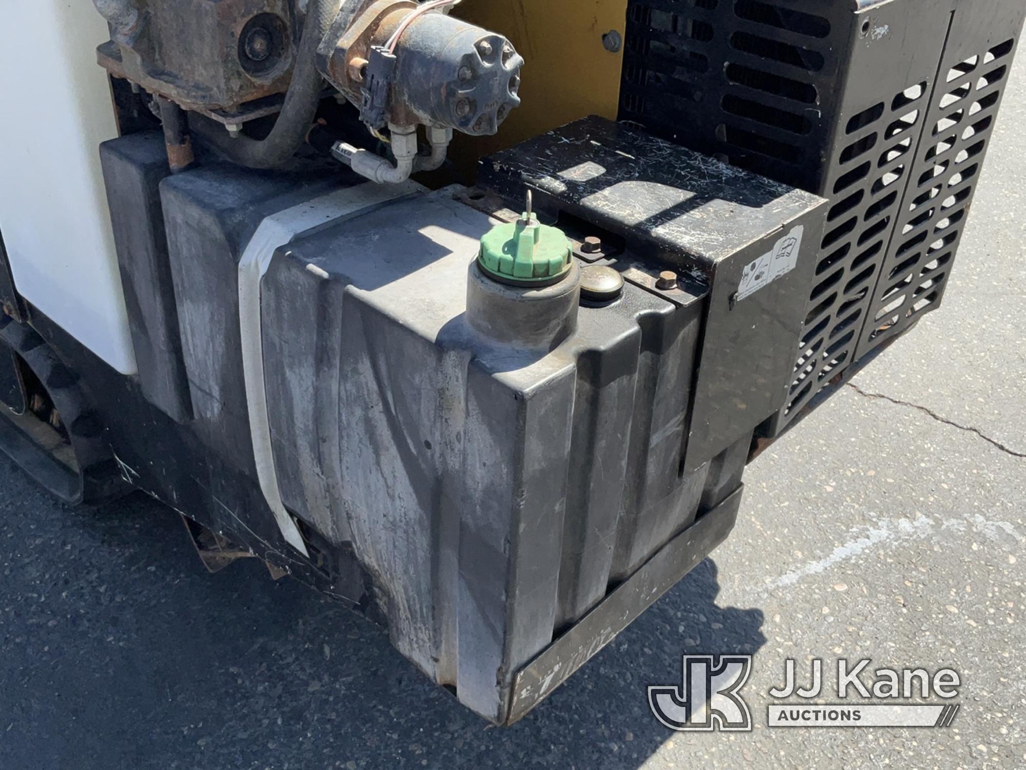 (Maple Lake, MN) 2015 Vermeer D9X13 Series III Directional Boring Machine Runs, Moves and Operates