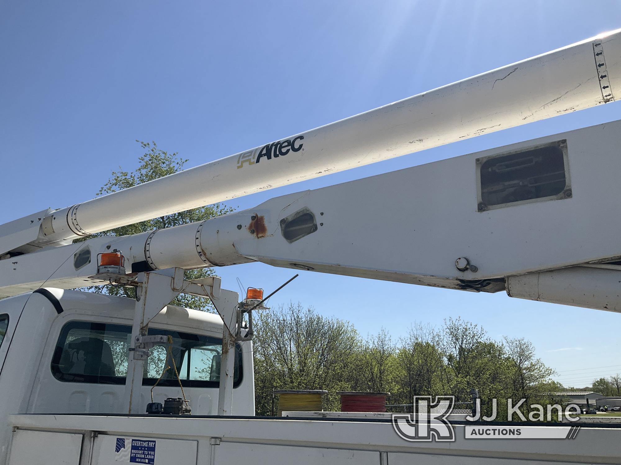 (Kansas City, MO) Altec AA755-MH, Articulating Material Handling Bucket Truck rear mounted on 2014 F