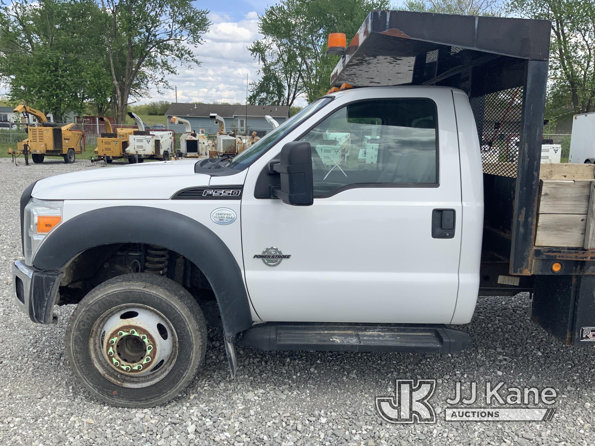 (Hawk Point, MO) 2012 Ford F550 Flatbed Truck Runs & Moves) (Check Engine Light On.