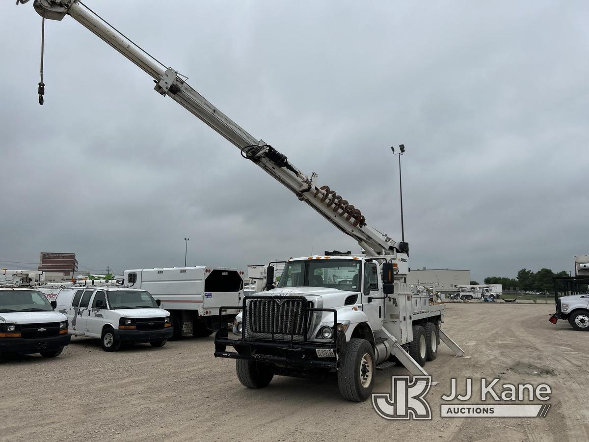 (Waxahachie, TX) Altec DM47-TR, Digger Derrick rear mounted on 2015 International 7400 T/A Flatbed/U