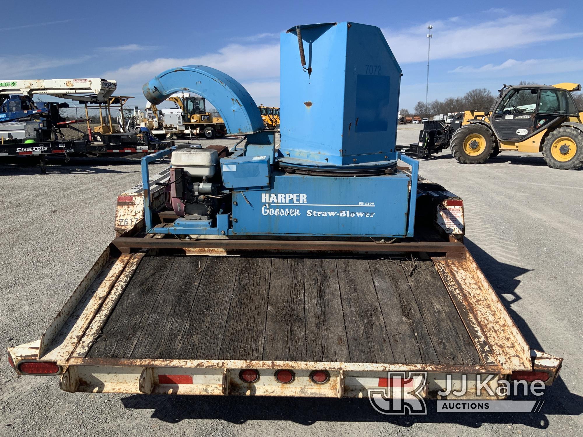 (Hawk Point, MO) 2008 Redi Haul T/A Tagalong Trailer Engine Runs, Missing Deck Boards.