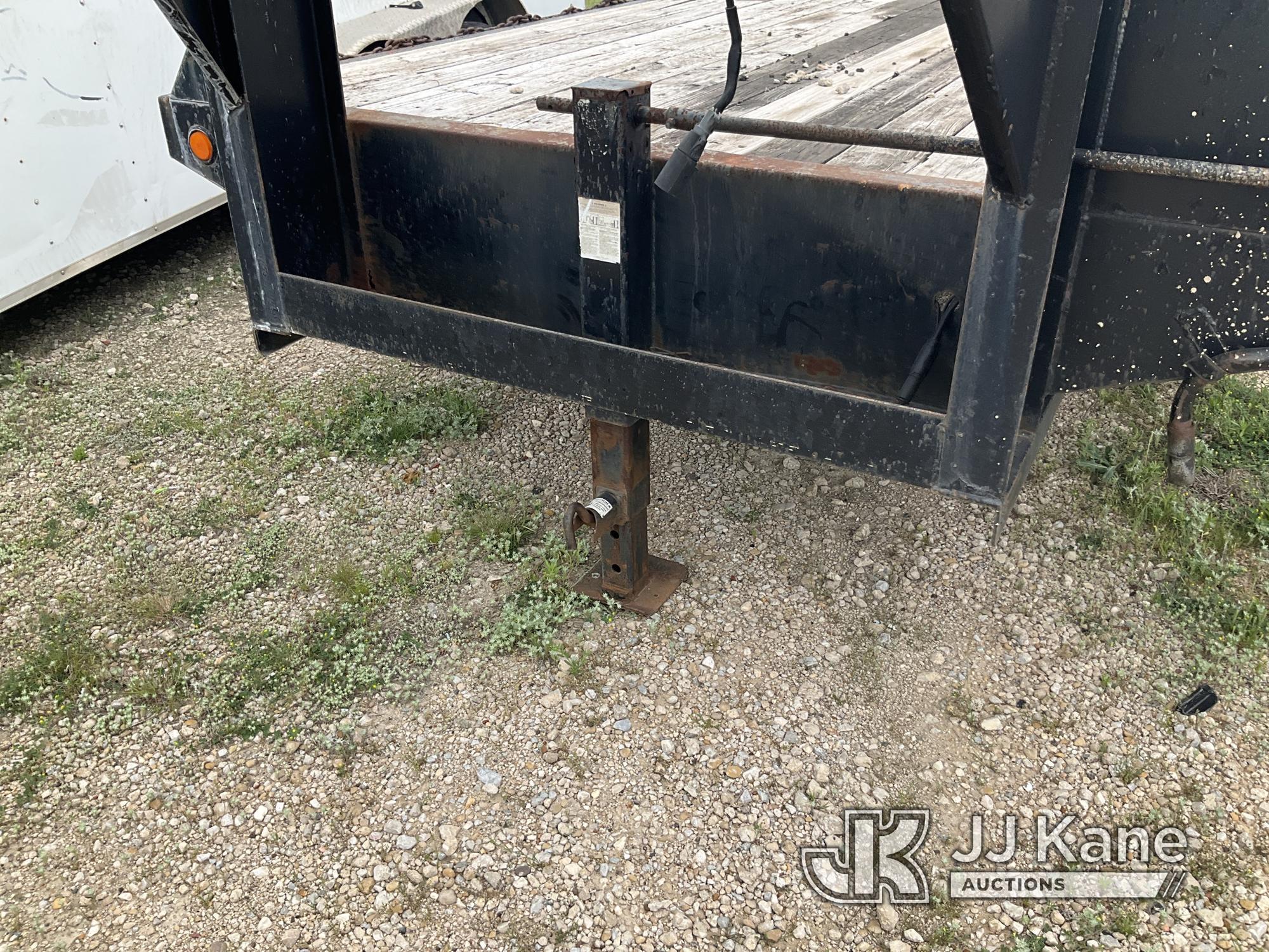 (Waxahachie, TX) 2007 Big Tex T/A Goose Neck Equipment Trailer