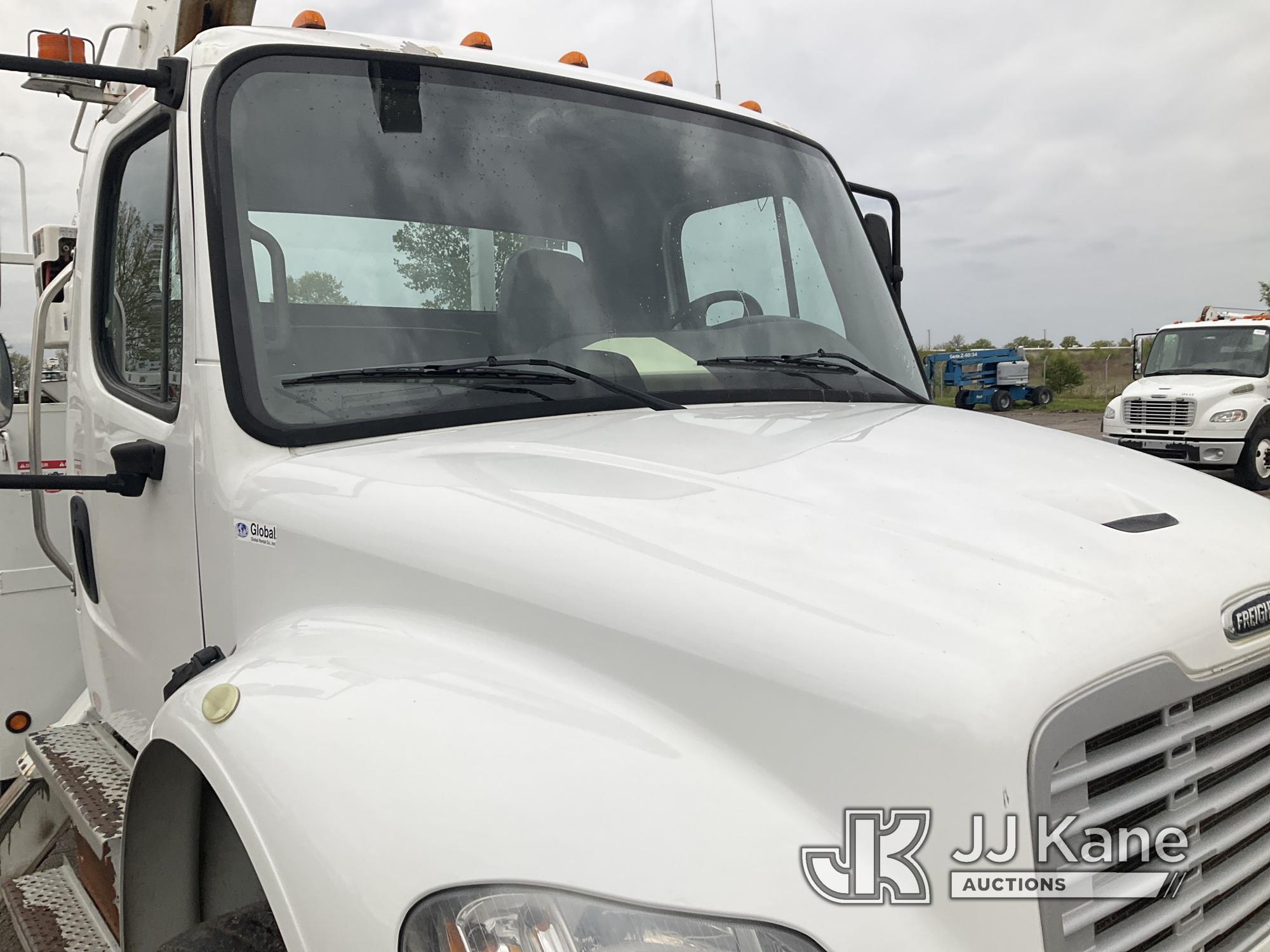 (Kansas City, MO) Altec AN55E-OC, Material Handling Bucket Truck rear mounted on 2015 Freightliner M