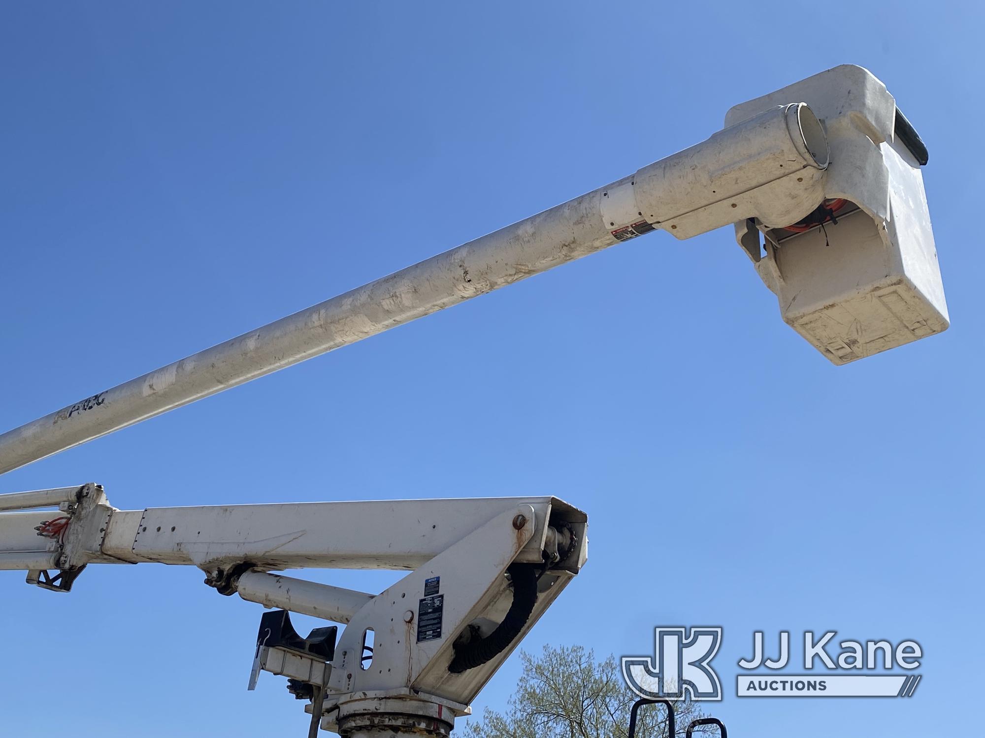 (South Beloit, IL) Altec LR760-E70, Over-Center Elevator Bucket Truck rear mounted on 2015 Freightli