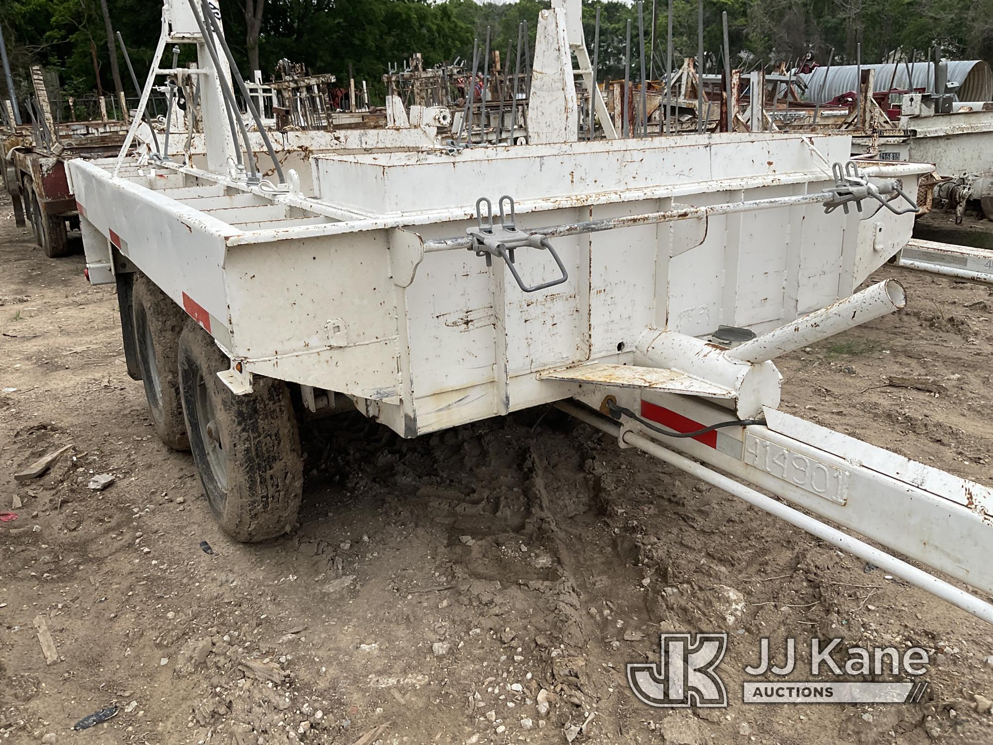 (Cypress, TX) 1998 Unknown T/A Pole/Material Trailer No Title) (Stands & Rolls