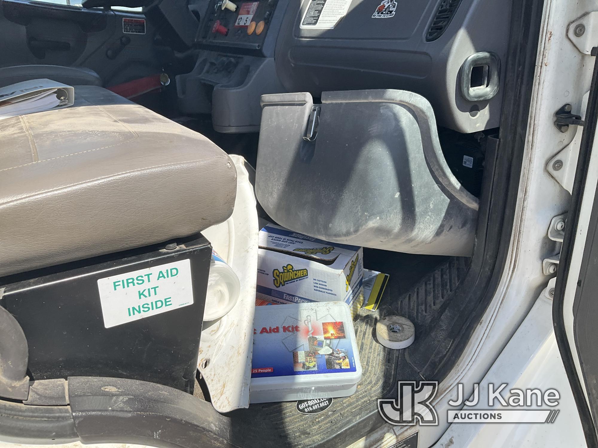 (Kansas City, MO) Altec AA755-MH, Articulating Material Handling Bucket Truck rear mounted on 2014 F