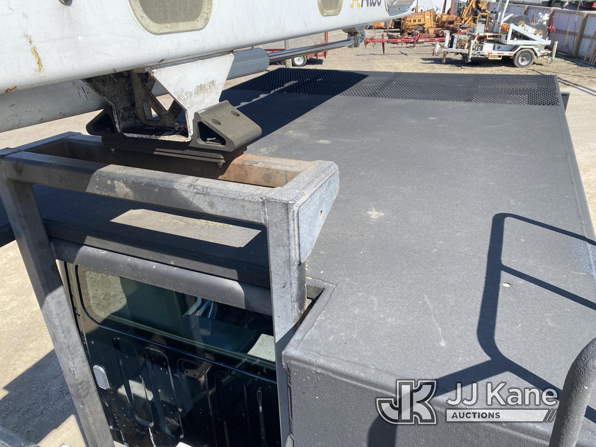 (South Beloit, IL) Altec LR760-E70, Over-Center Elevator Bucket Truck rear mounted on 2015 Freightli