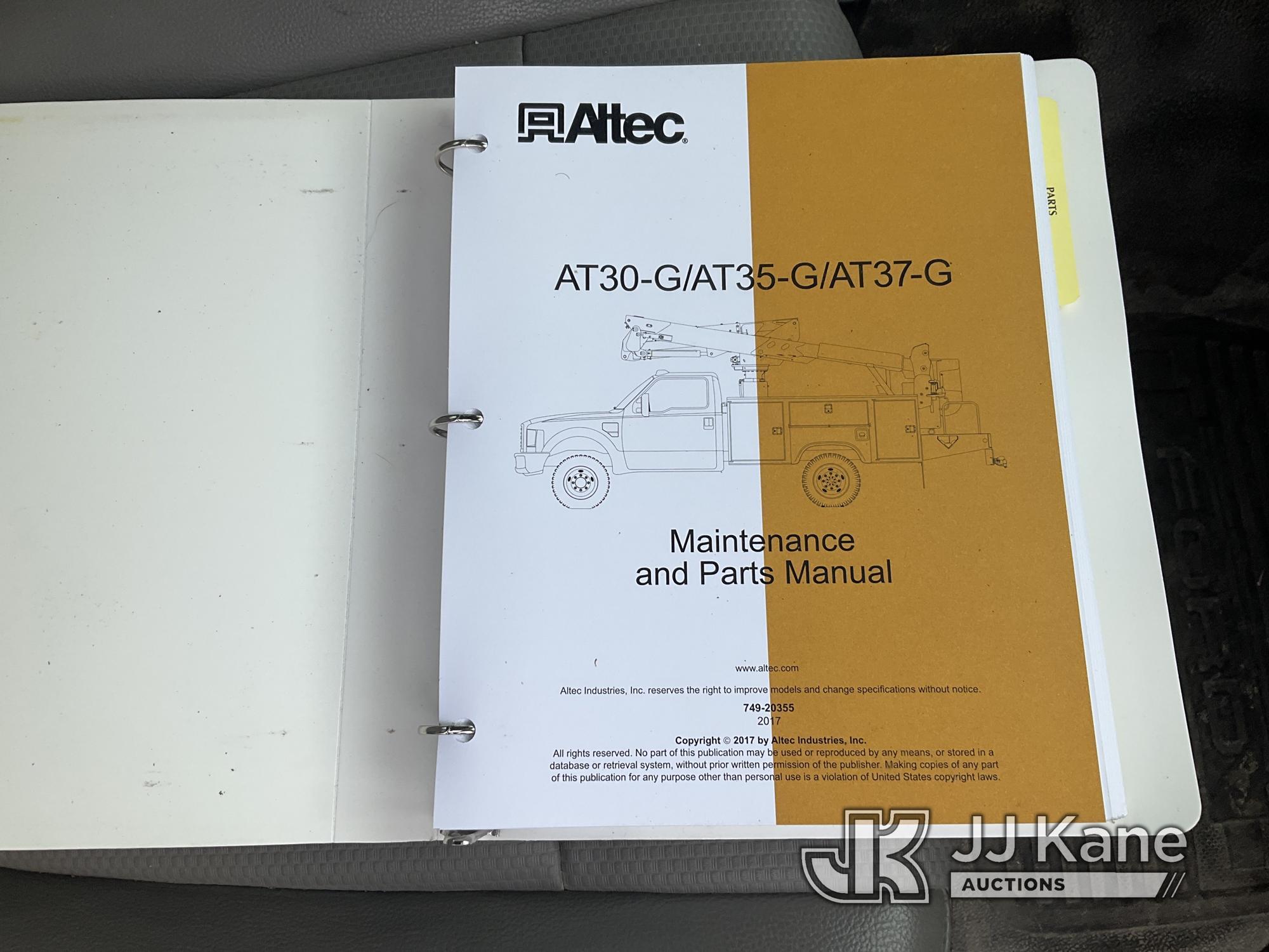 (Kansas City, MO) Altec AT37G, Articulating & Telescopic Bucket mounted behind cab on 2017 Ford F550