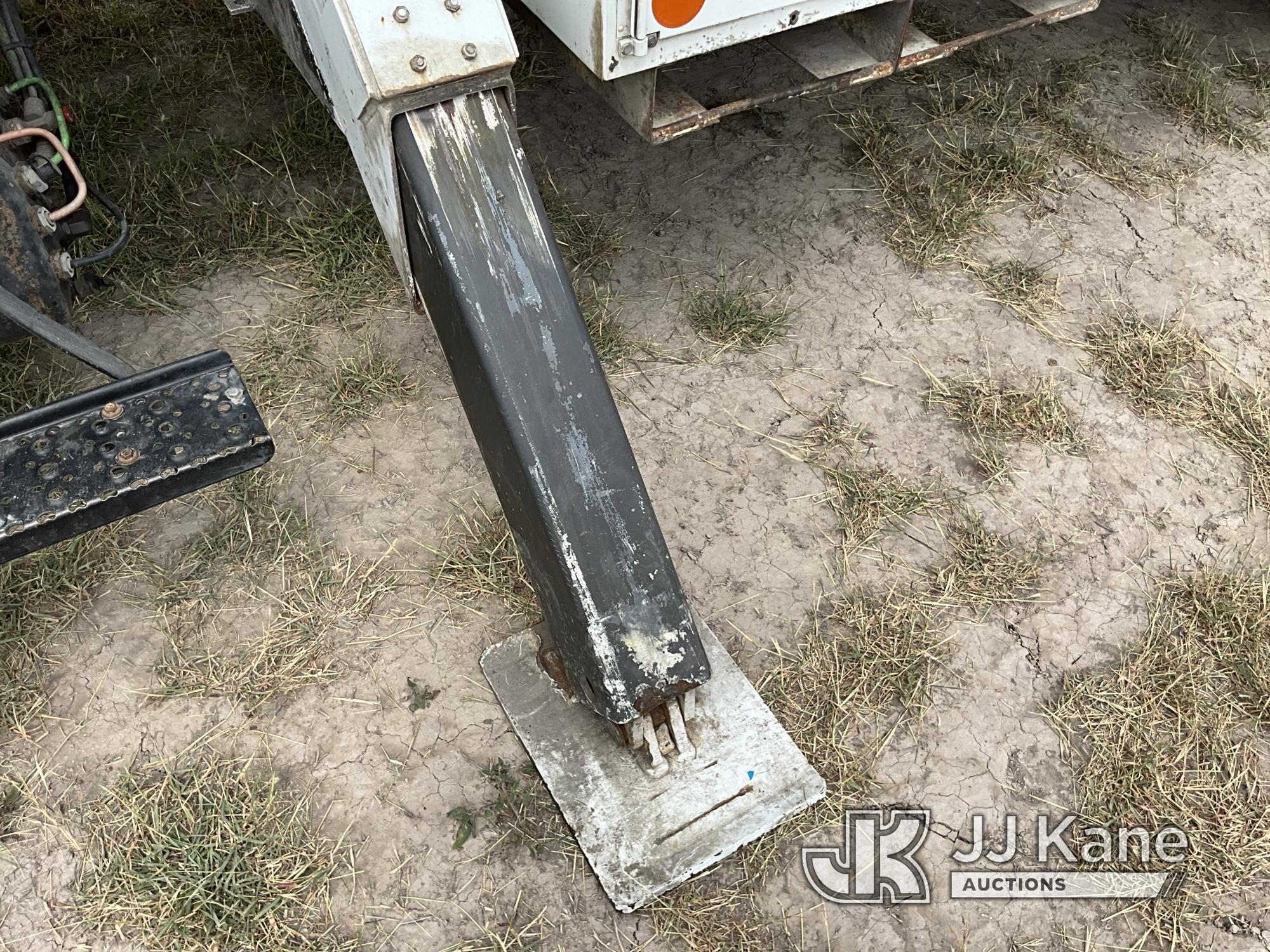 (Weslaco, TX) Altec AM55, Over-Center Material Handling Bucket Truck rear mounted on 2013 Internatio