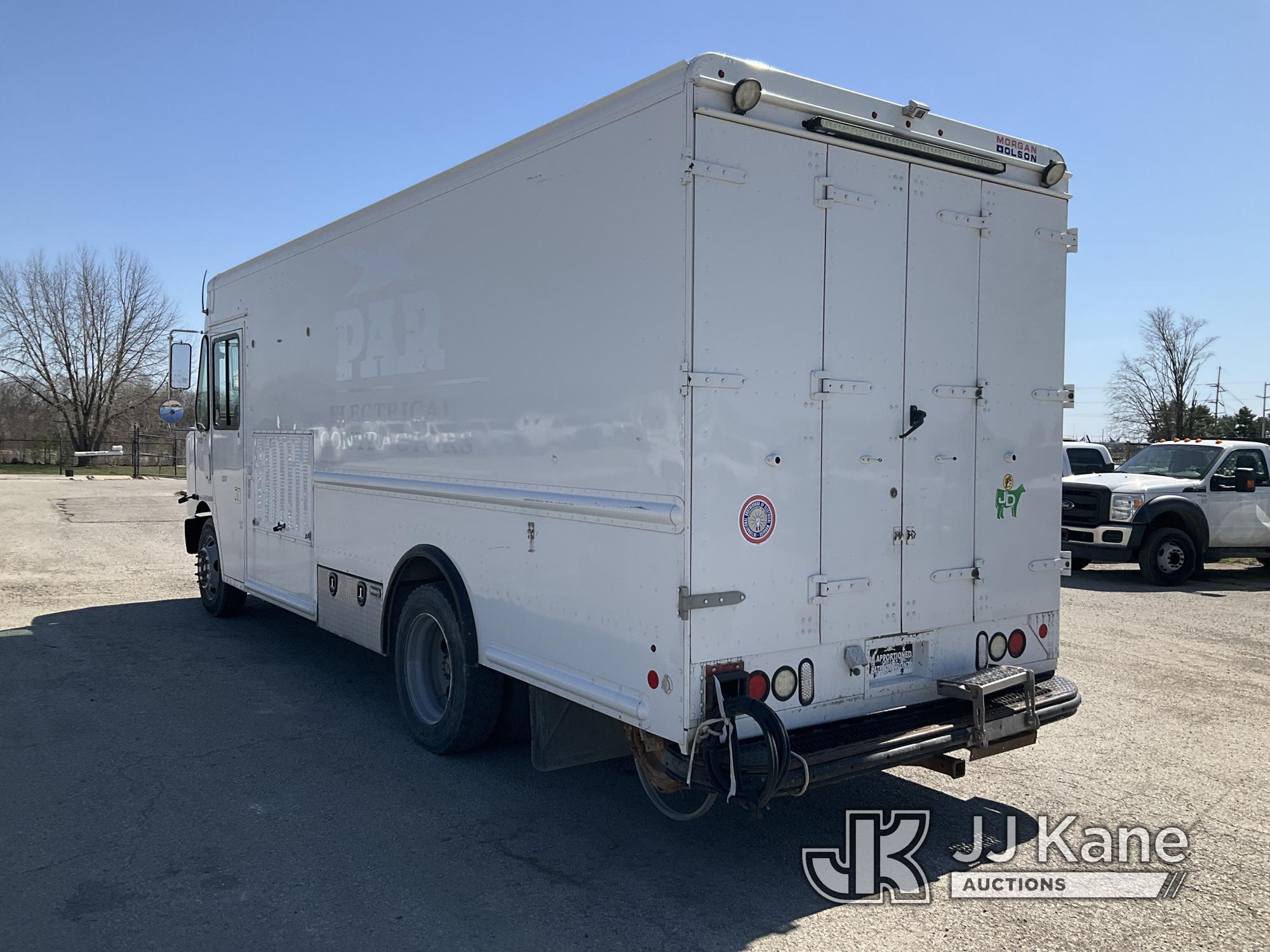 (Kansas City, MO) 2015 FREIGHTLINER MT45 Step Van Runs & Moves) (Jump to Start, Over Drive Is Out