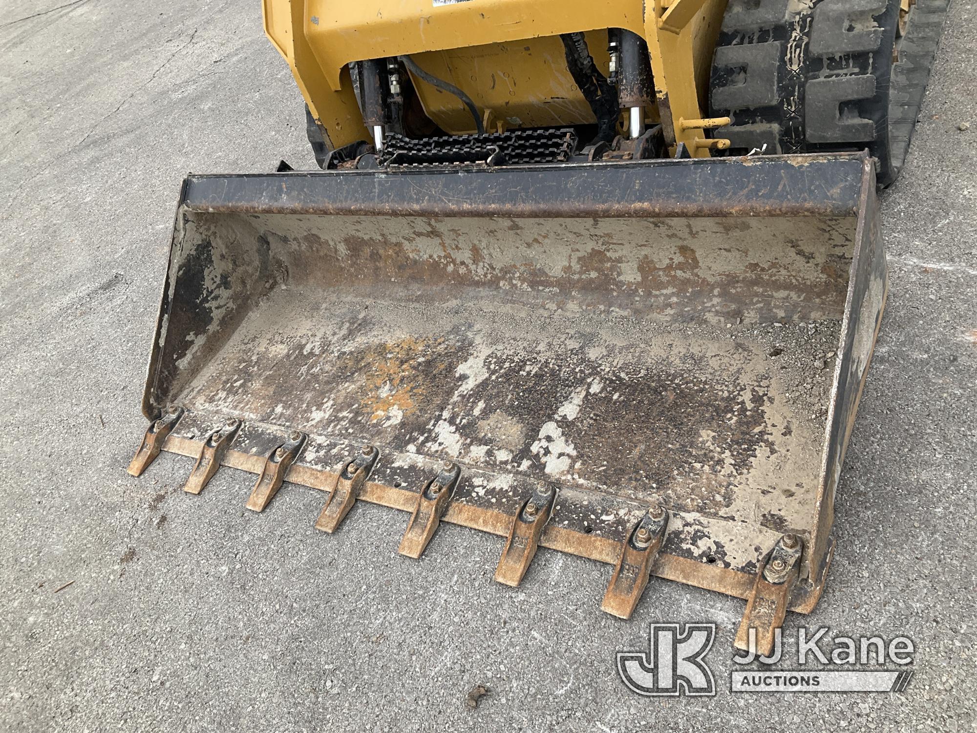 (Kansas City, MO) 2017 Cat 259D Tracked Skid Steer Loader Runs, Moves, & Operates