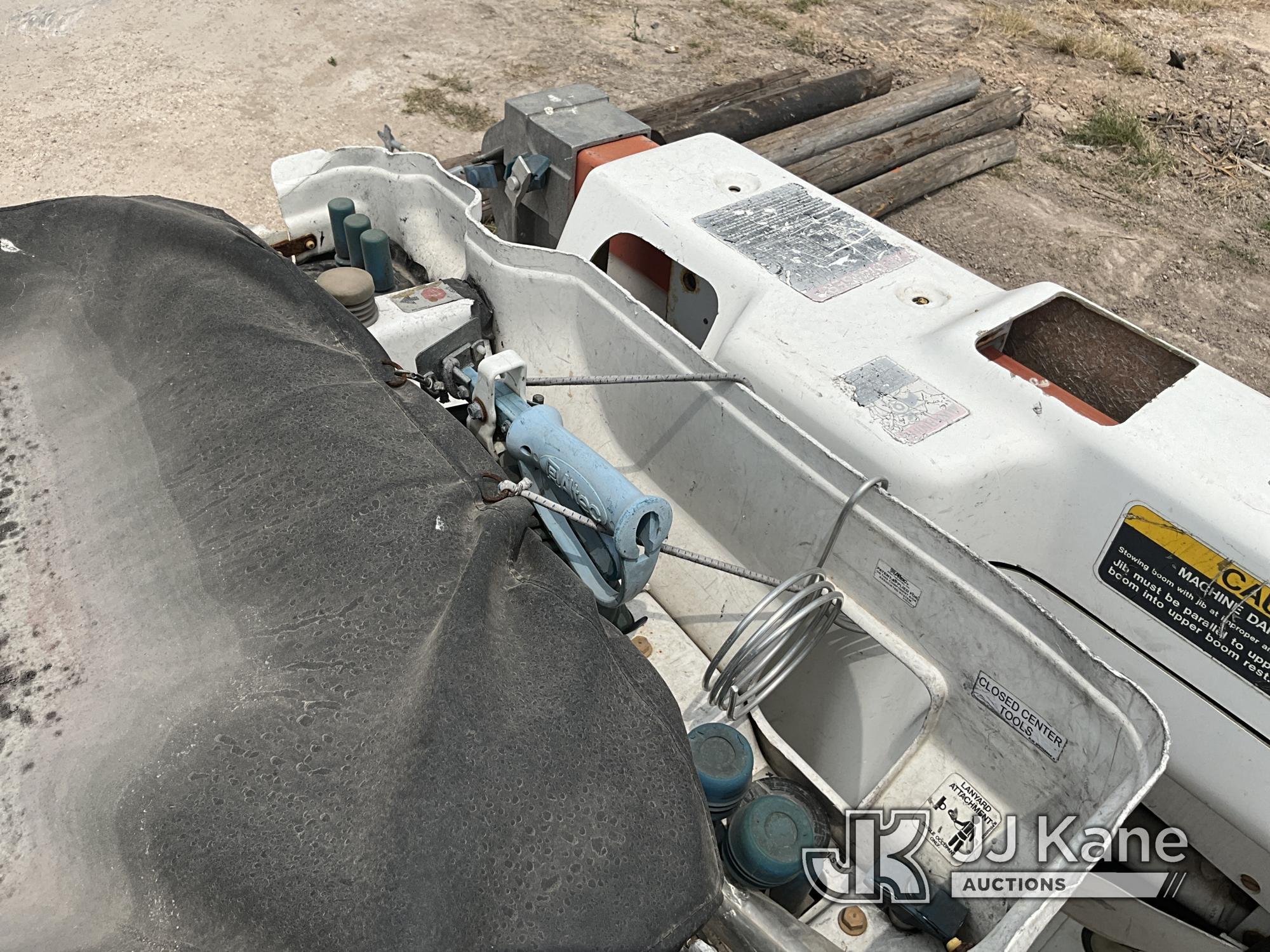 (Weslaco, TX) Altec AM55, Over-Center Material Handling Bucket Truck rear mounted on 2012 Internatio