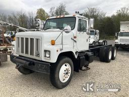 (Tipton, MO) 1999 International 2574 T/A Cab & Chassis Runs and Moves (Crack in Windshield)