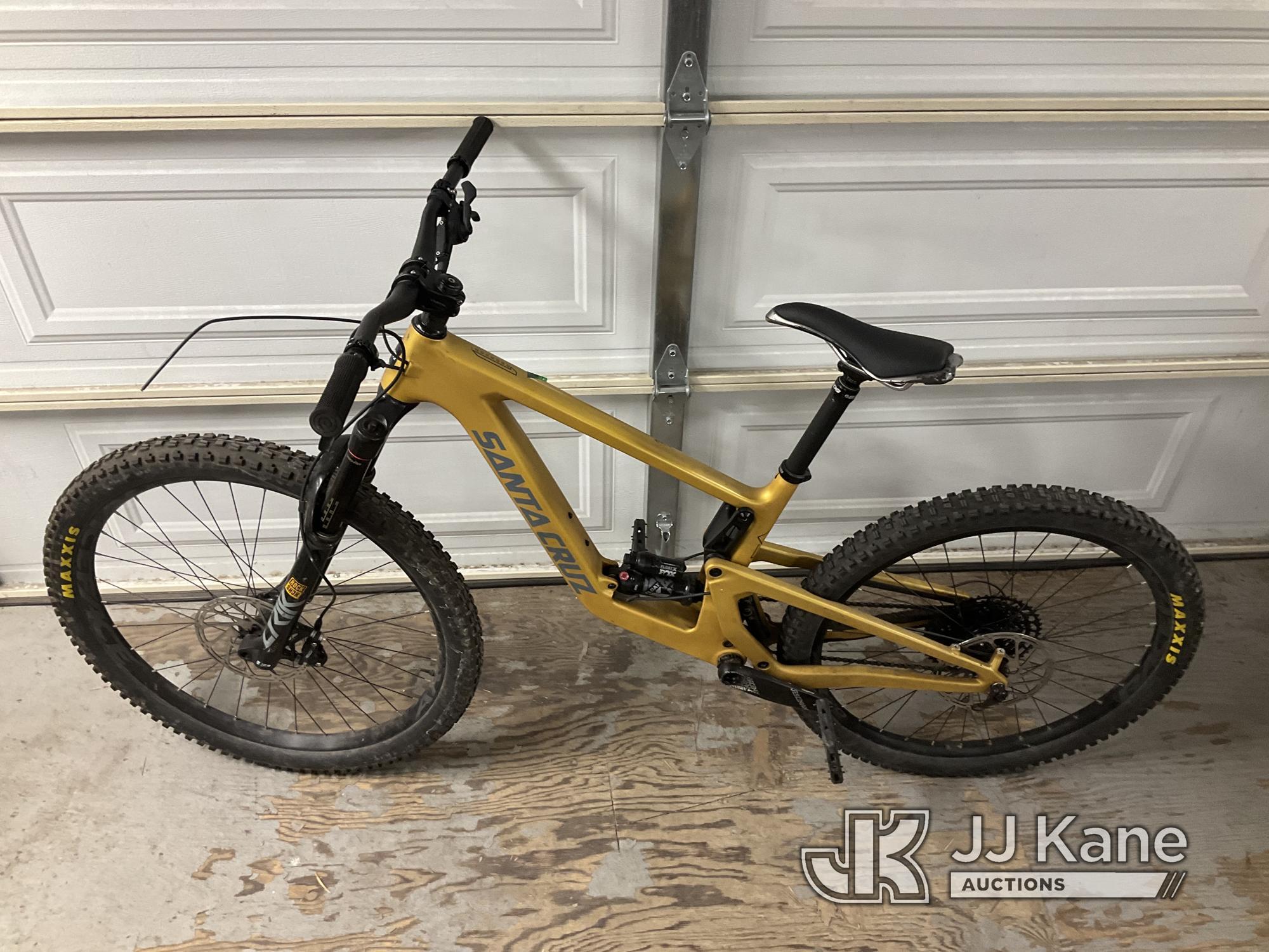 (Jurupa Valley, CA) Santa Cruz Bike (Used) NOTE: This unit is being sold AS IS/WHERE IS via Timed Au