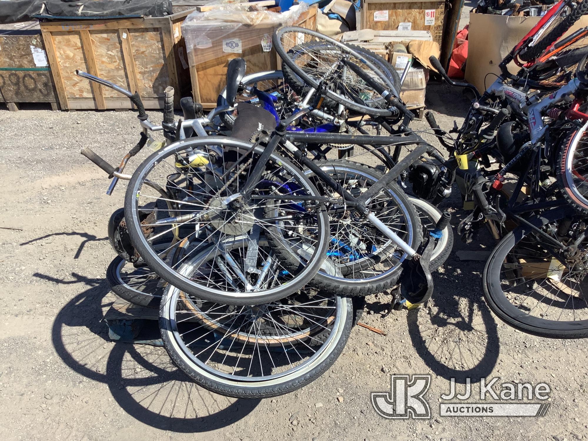 (Jurupa Valley, CA) 3 Pallets Of Bikes (Used) NOTE: This unit is being sold AS IS/WHERE IS via Timed